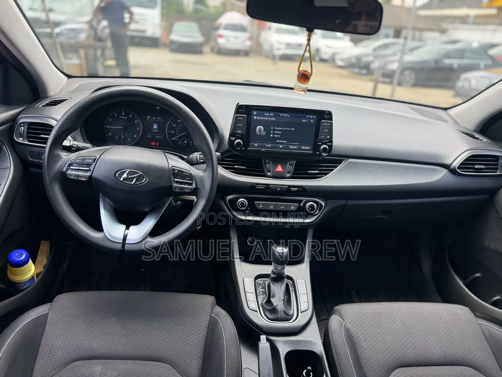 Hyundai Elantra SE Sedan FWD (2.0L 4cyl 6M) 2017 Gray