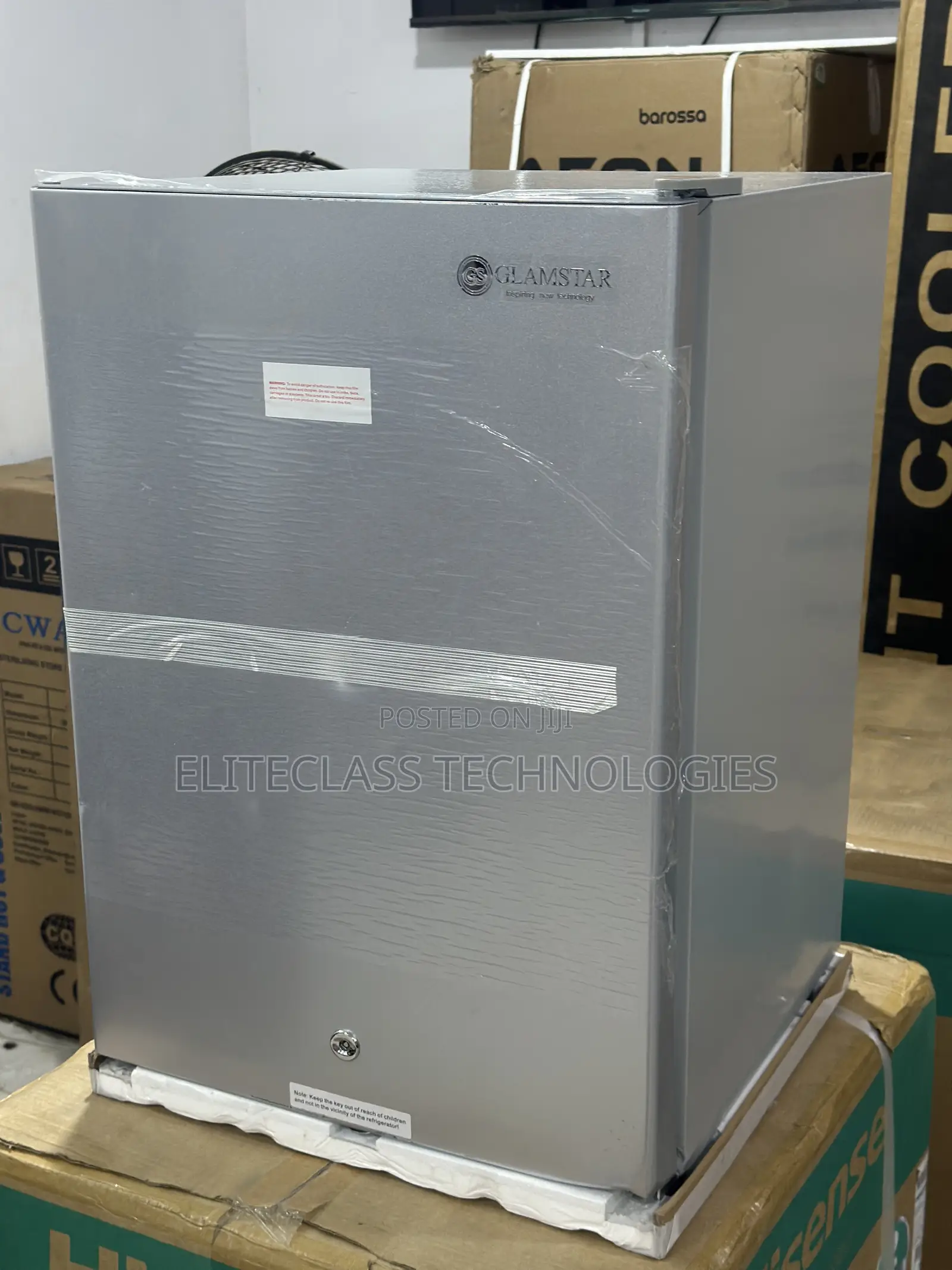 New and Reliable GFR-90S-E Glamstar Kitchen Fridge