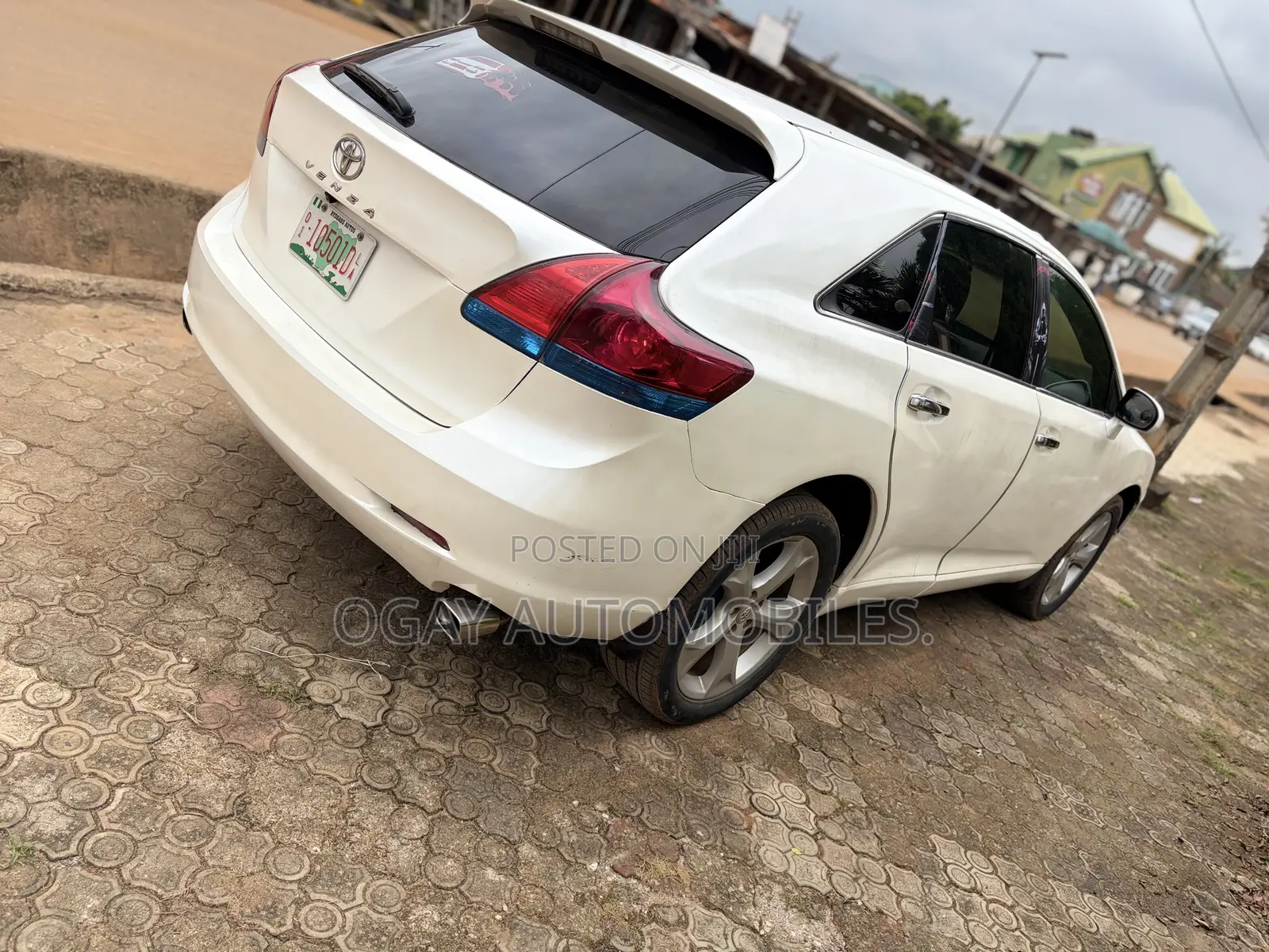 Toyota Venza AWD 2010 White
