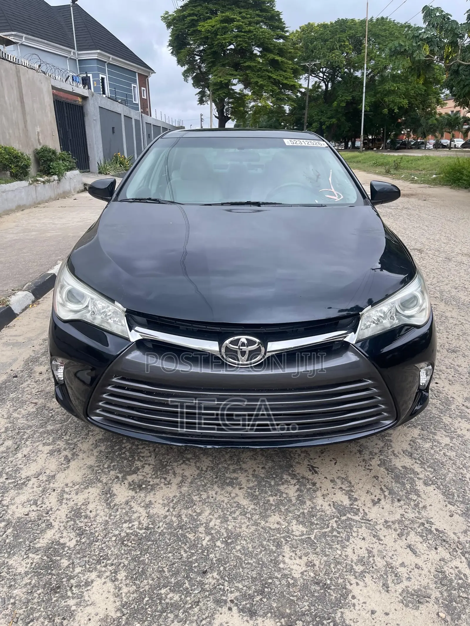 Toyota Camry LE 4dr Sedan (2.5L 4cyl 6A) 2017 Black