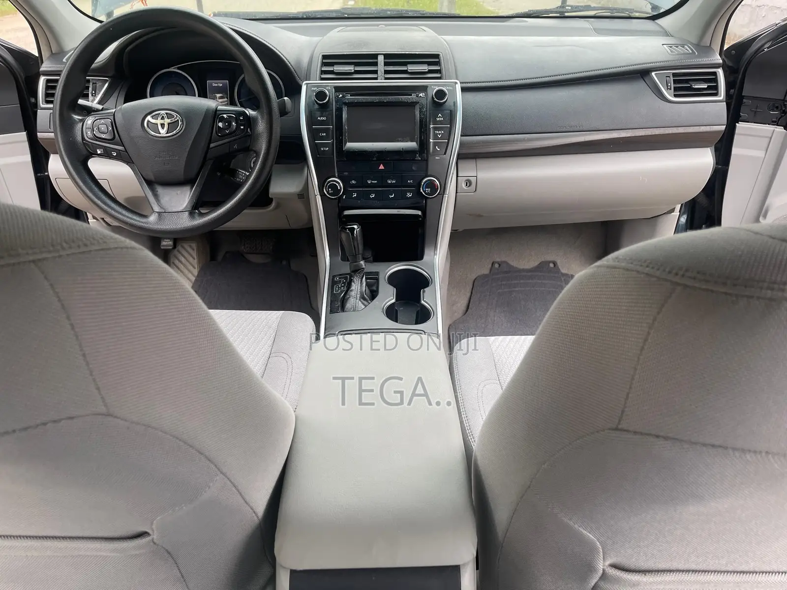 Toyota Camry LE 4dr Sedan (2.5L 4cyl 6A) 2017 Black