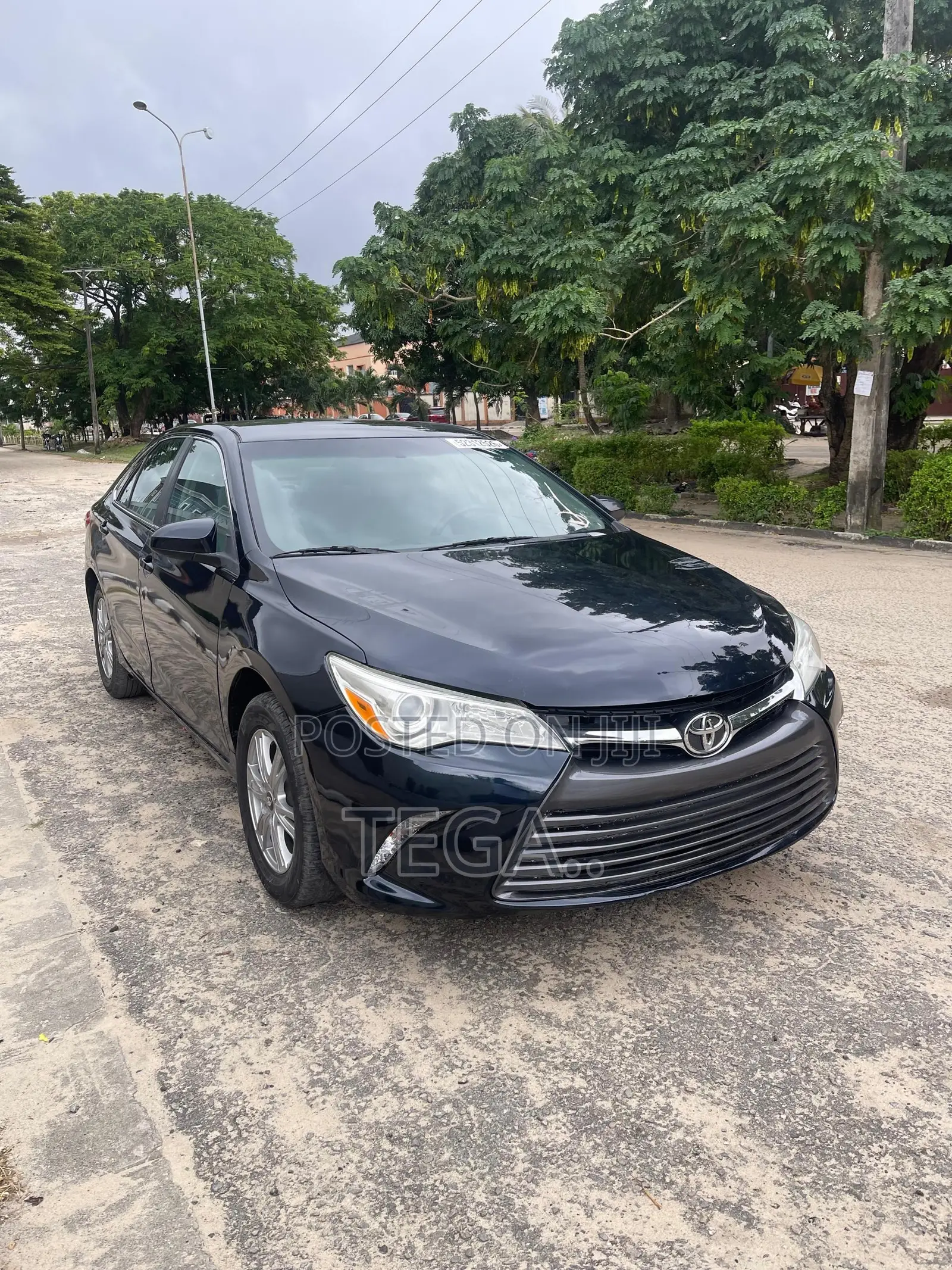 Toyota Camry LE 4dr Sedan (2.5L 4cyl 6A) 2017 Black