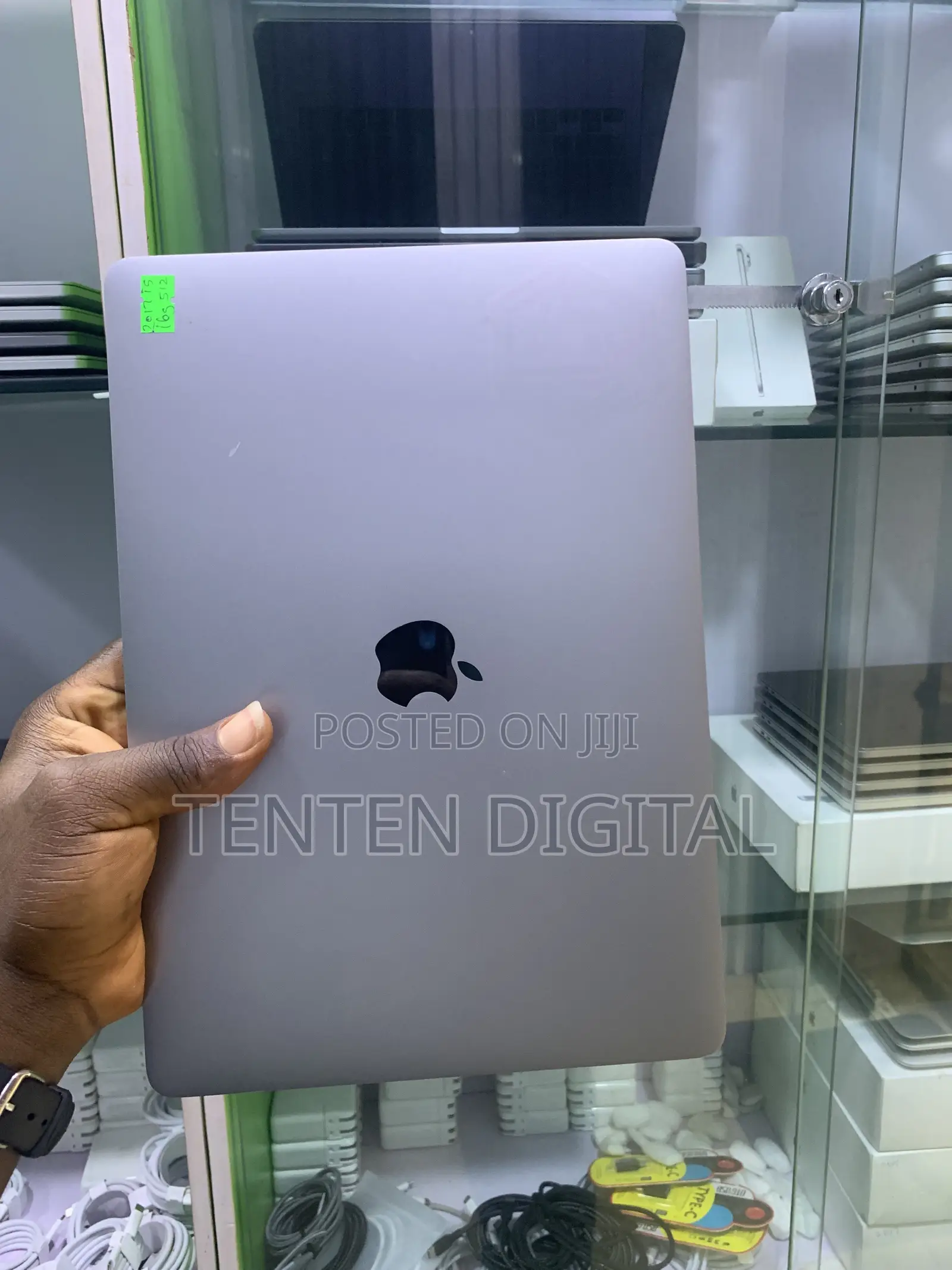 Laptop Apple MacBook Pro 2017 16GB Intel Core i5 SSD 512GB