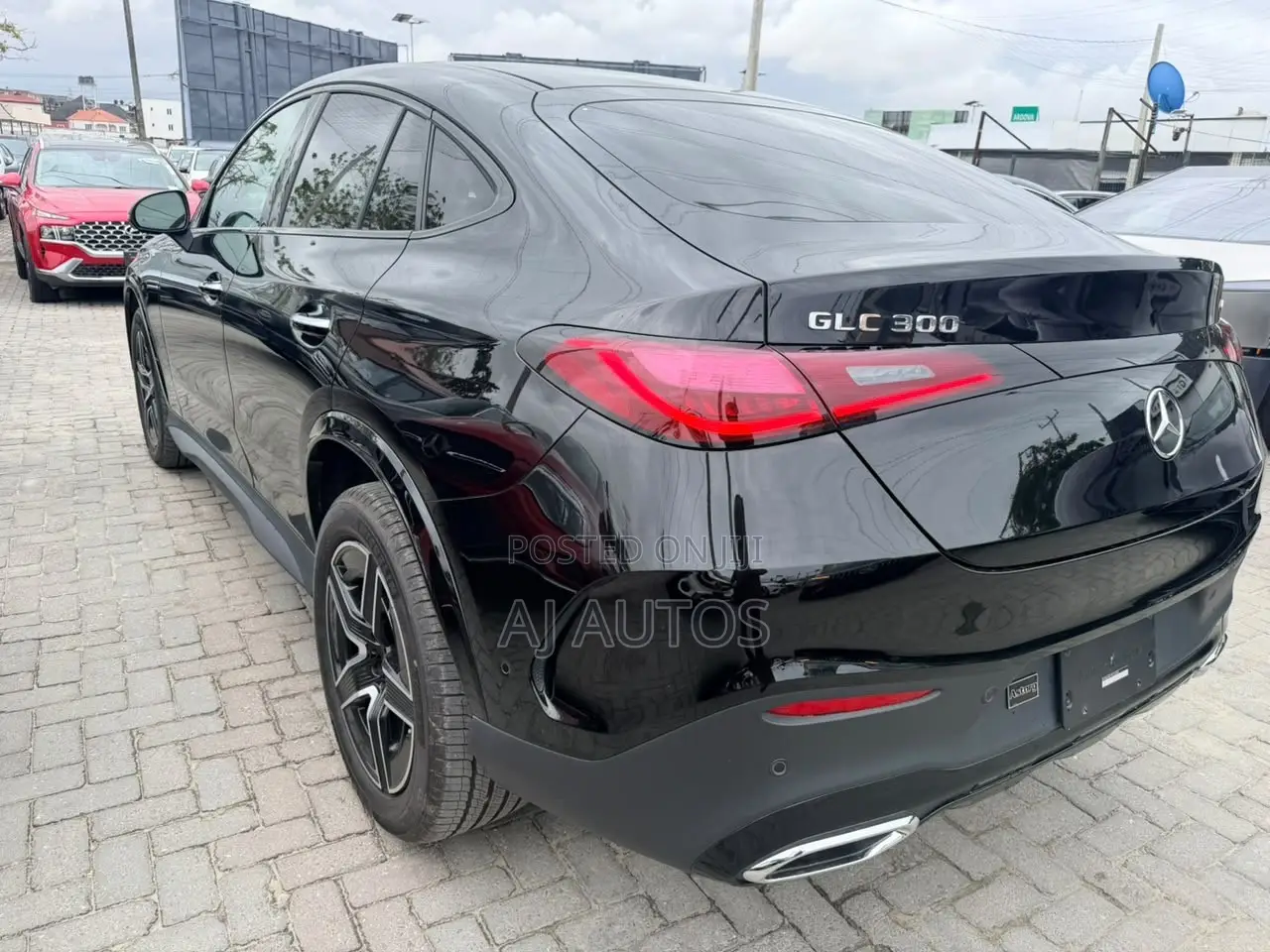 Mercedes-Benz GLC-Class GLC 300 2025 Black