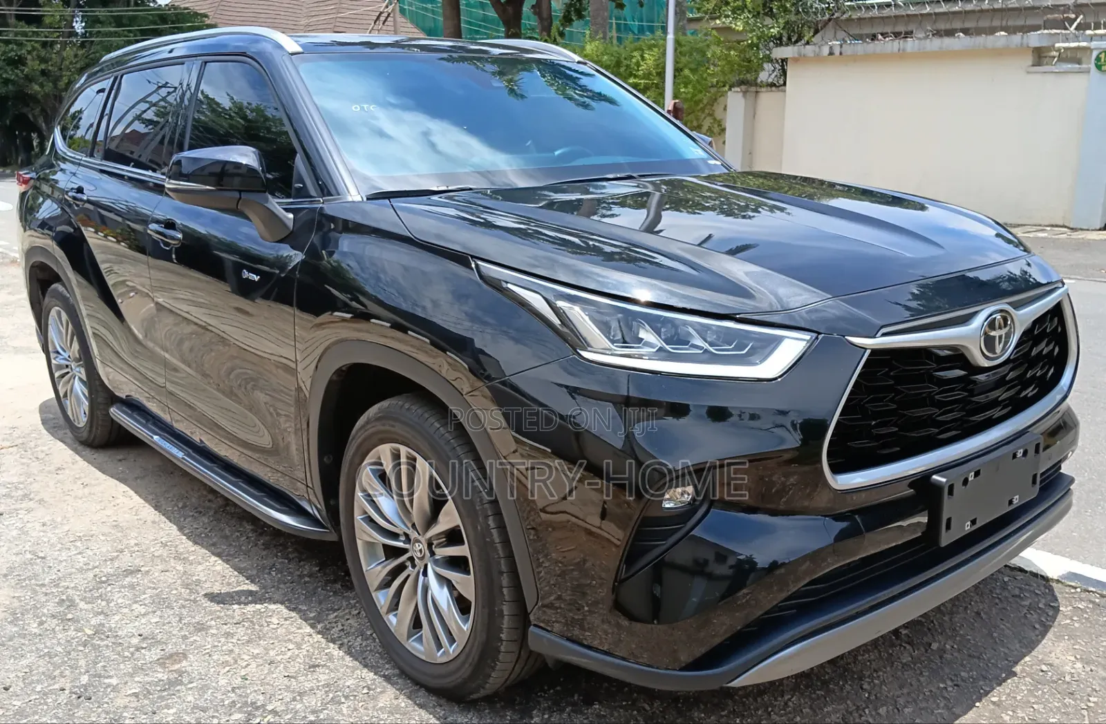 Toyota Highlander 2024 Black