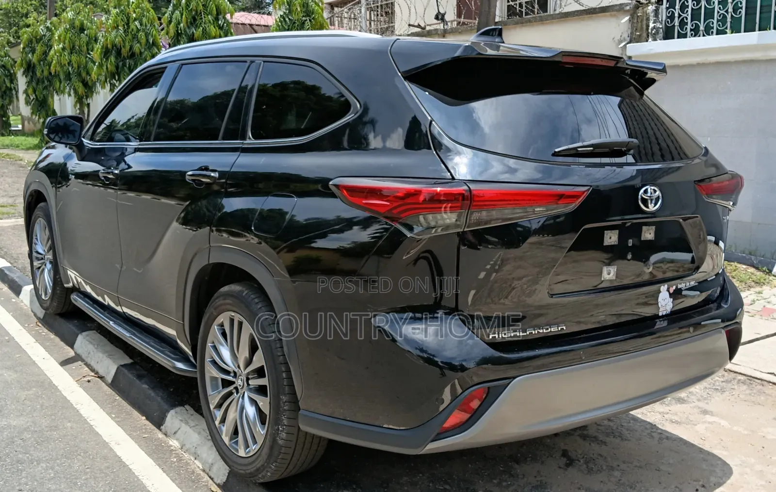 Toyota Highlander 2024 Black