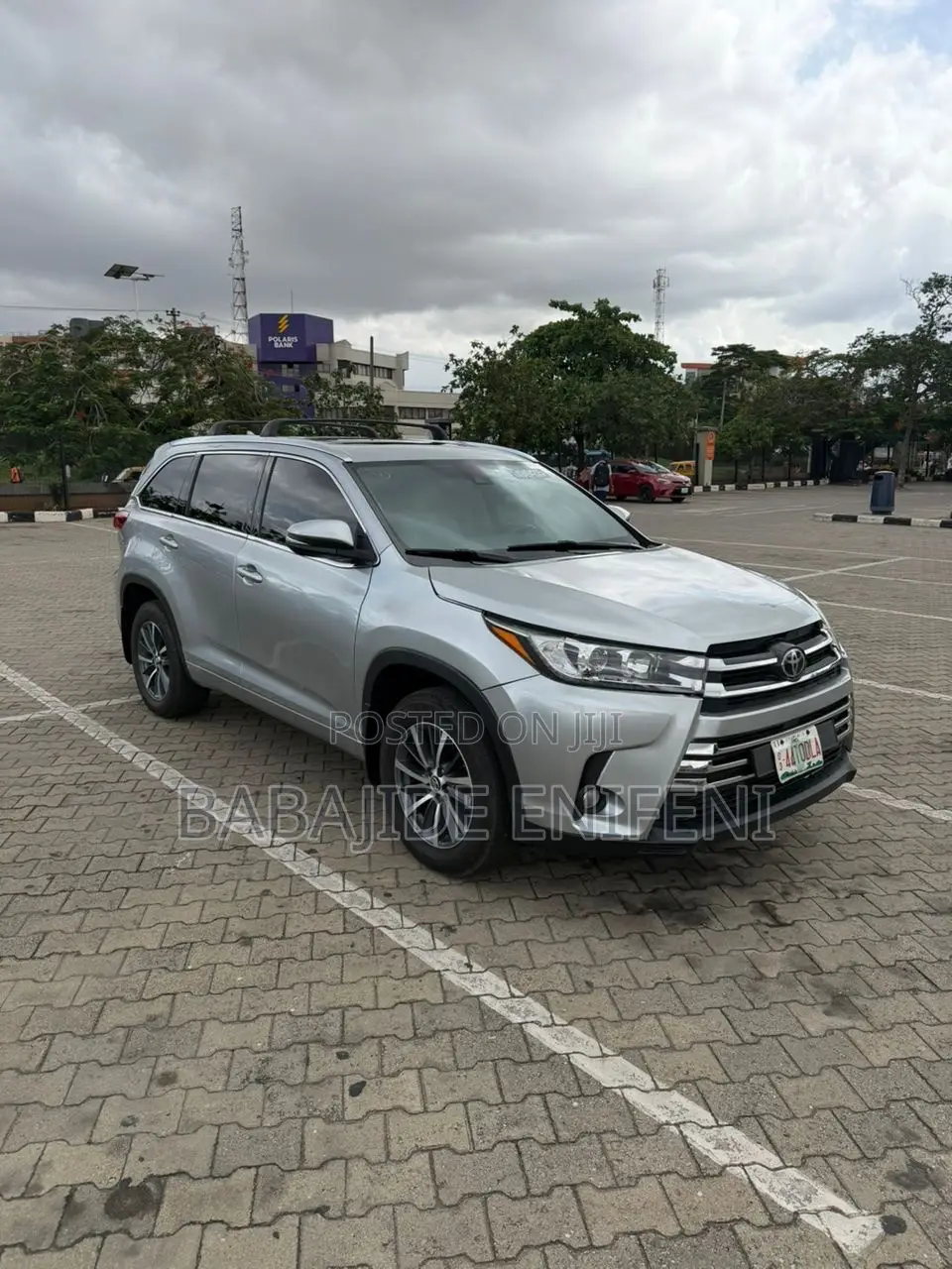 Toyota Highlander XLE 4x2 V6 (3.5L 6cyl 8A) 2018 Gray