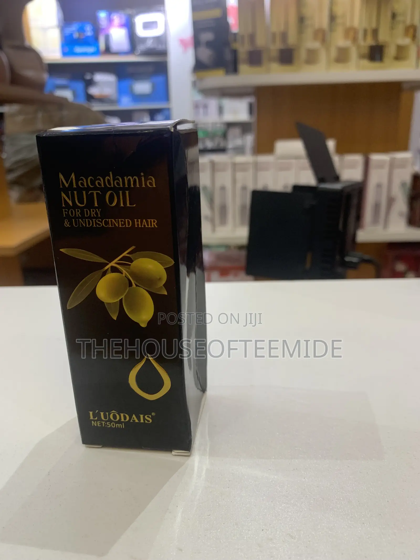 Nut Oil for Dry and Undisciend Hair