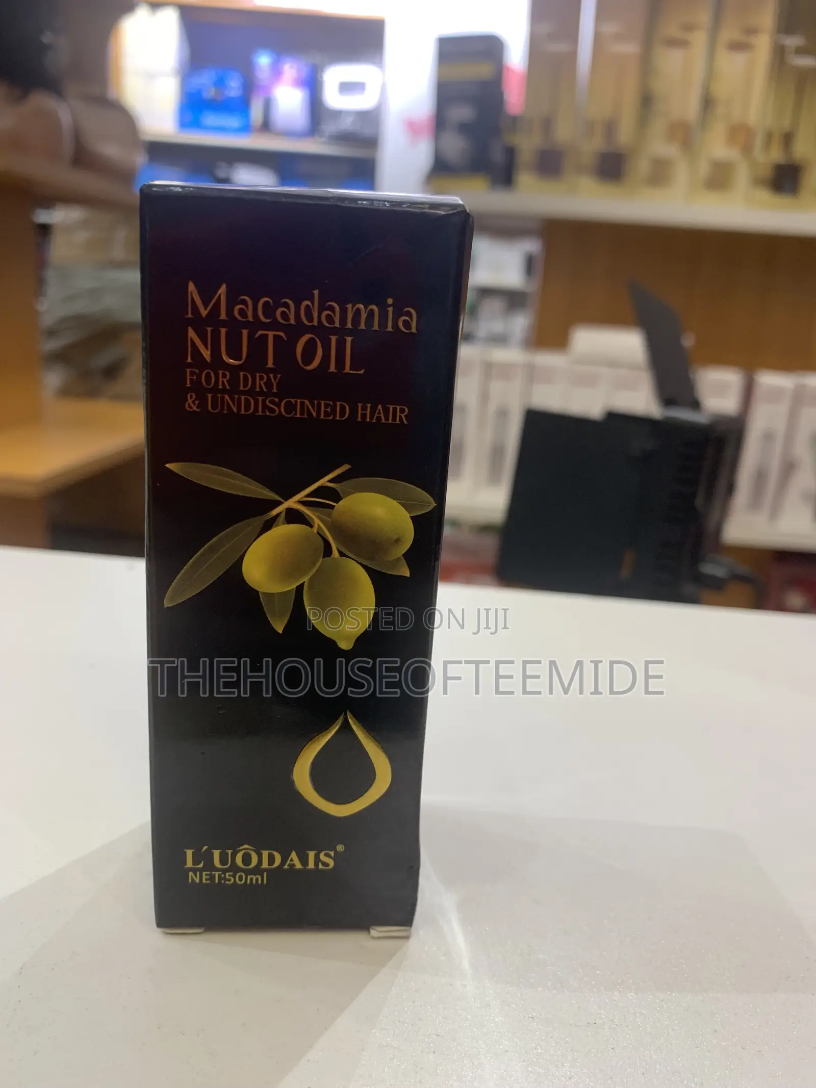 Nut Oil for Dry and Undisciend Hair