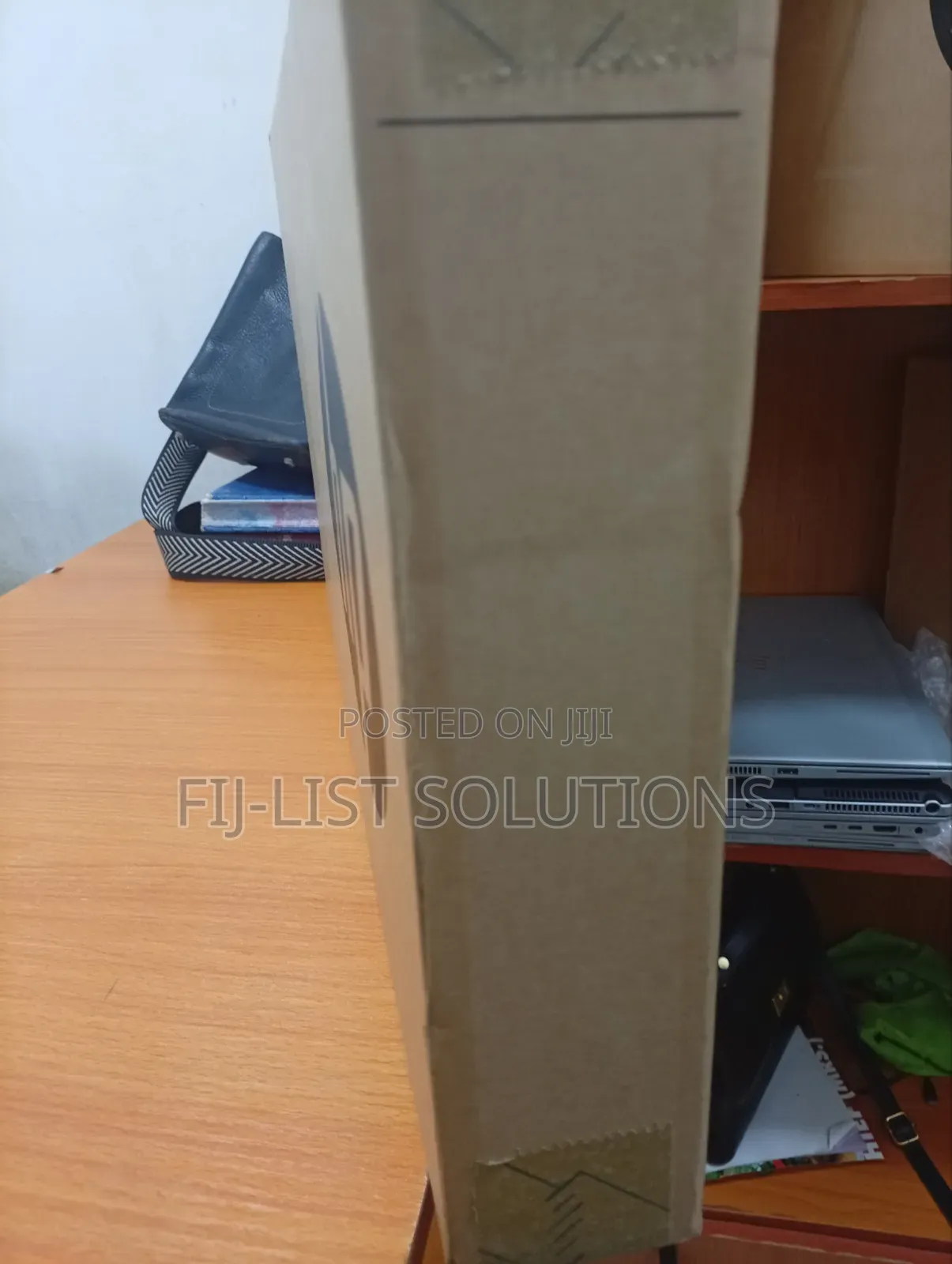 New Laptop HP EliteBook 840 G10 16GB Intel Core i5 SSD 512GB