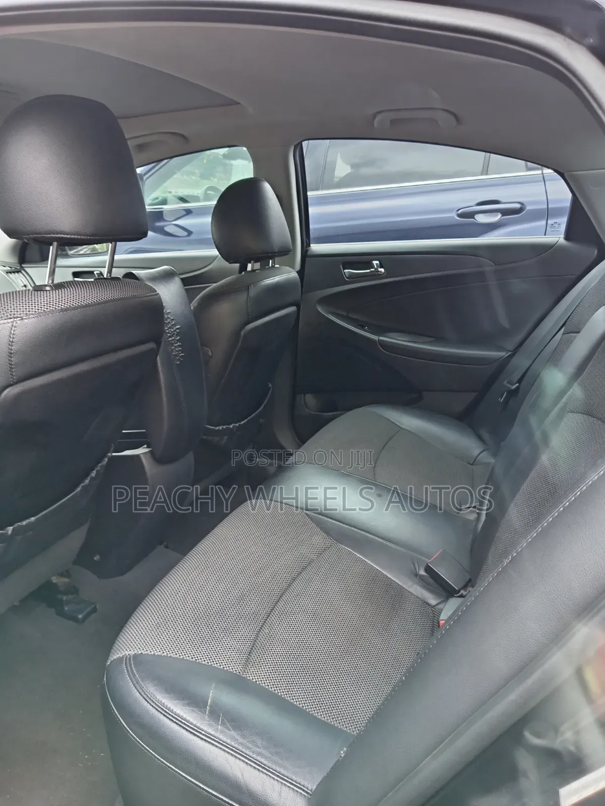 Hyundai Sonata 2011 Black