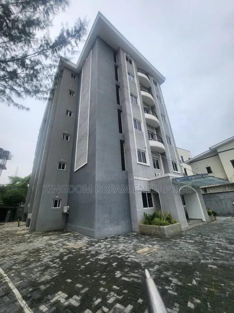 3bdrm Apartment in Off Bourdilon Ikoyi, Bourdillon for rent