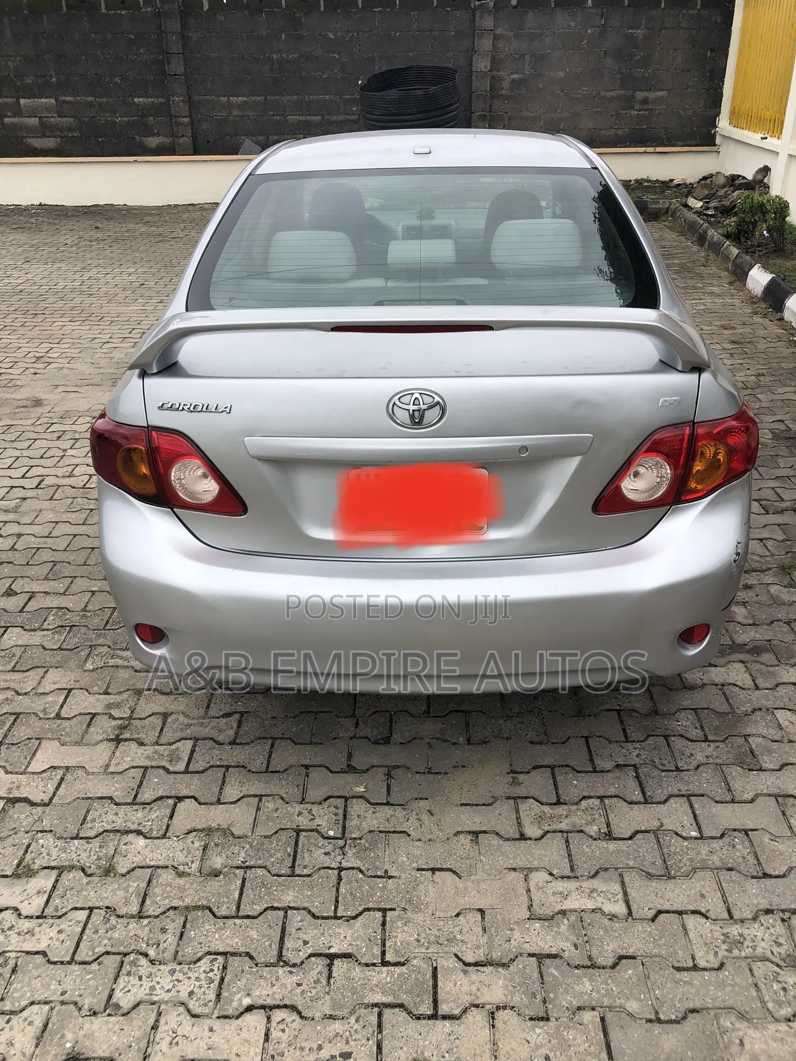Toyota Corolla 2010 Silver