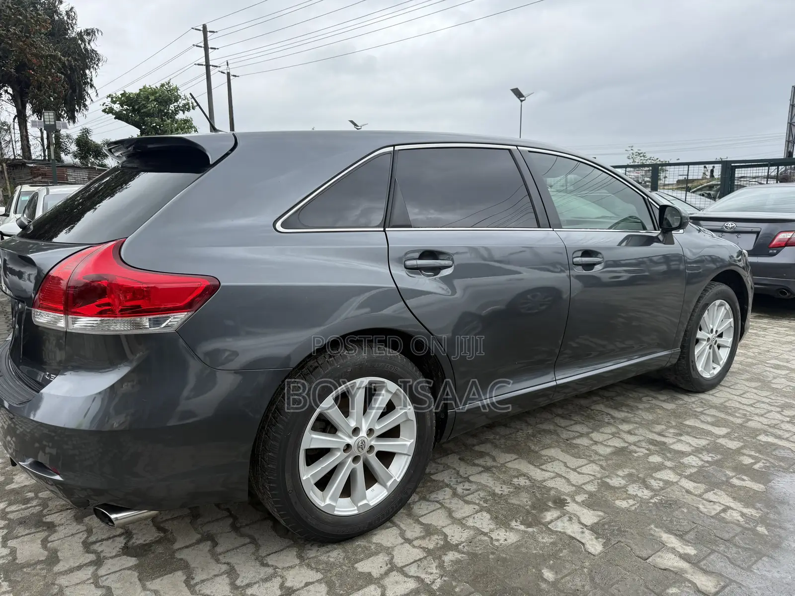 Toyota Venza LE 2012 Gray