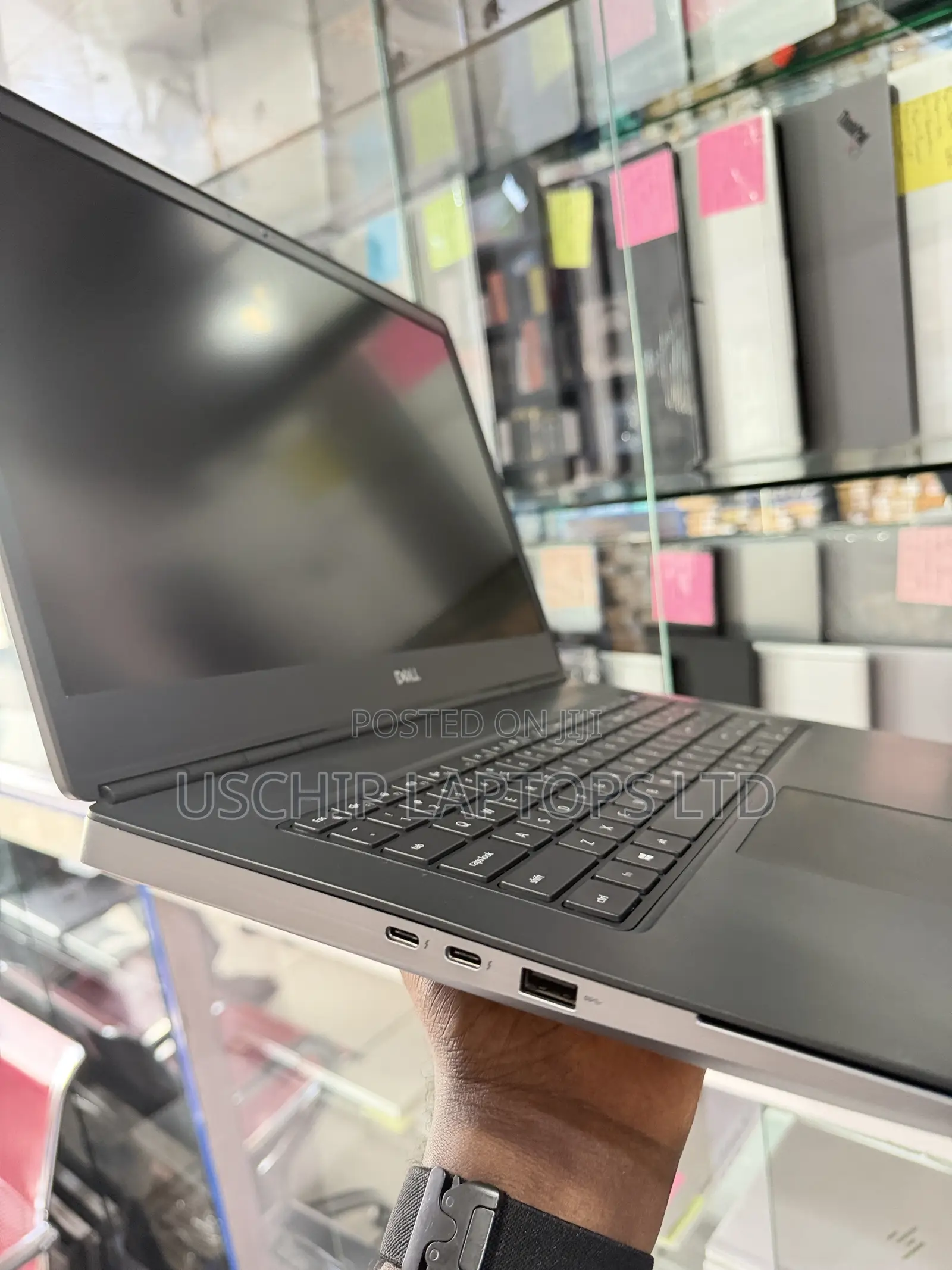 Laptop Dell Precision 7760 32GB Intel Xeon SSD 512GB
