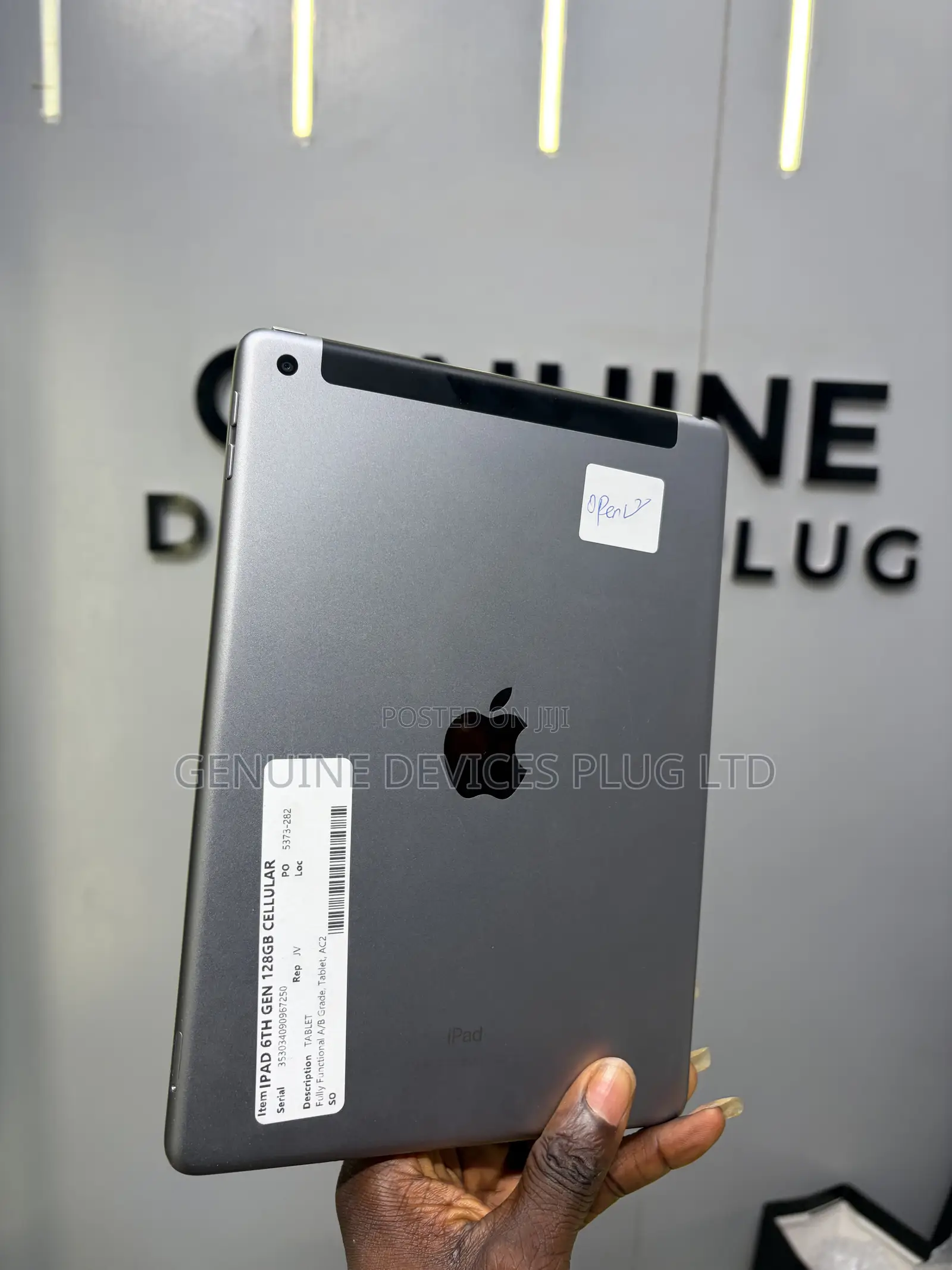 Apple iPad 9.7 128 GB Gray