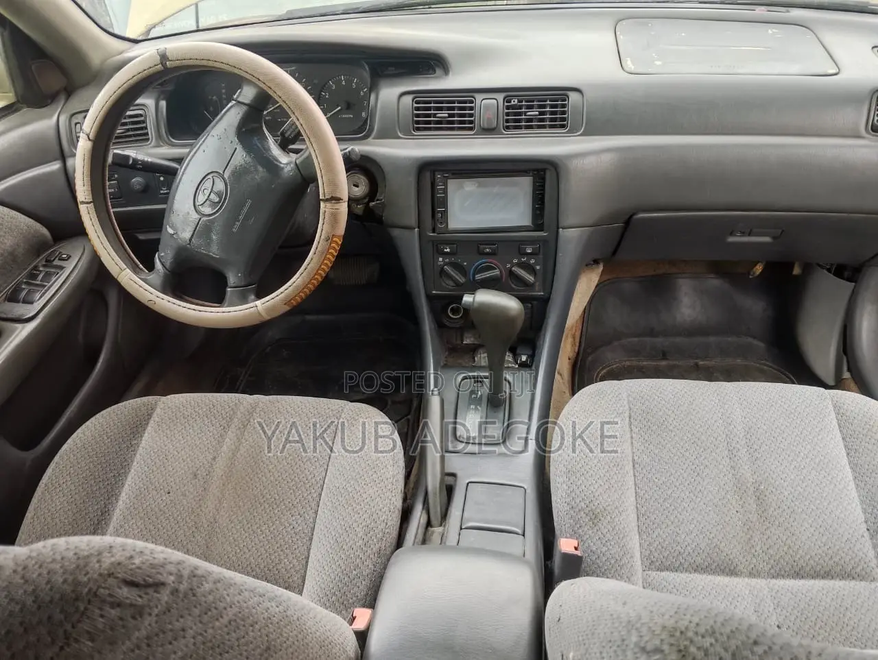 Toyota Camry 2002 Gold