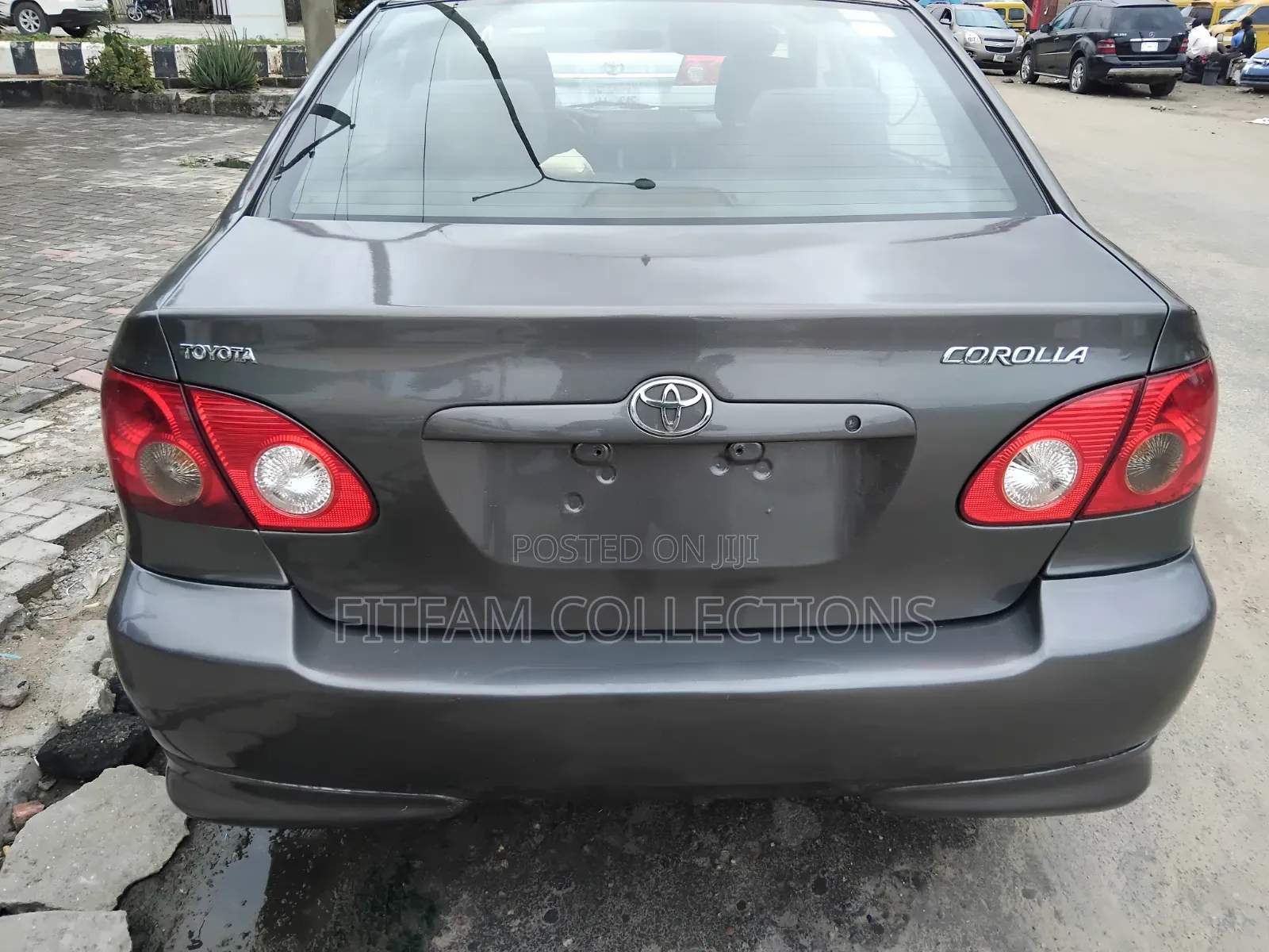 Toyota Corolla 2005 Gray