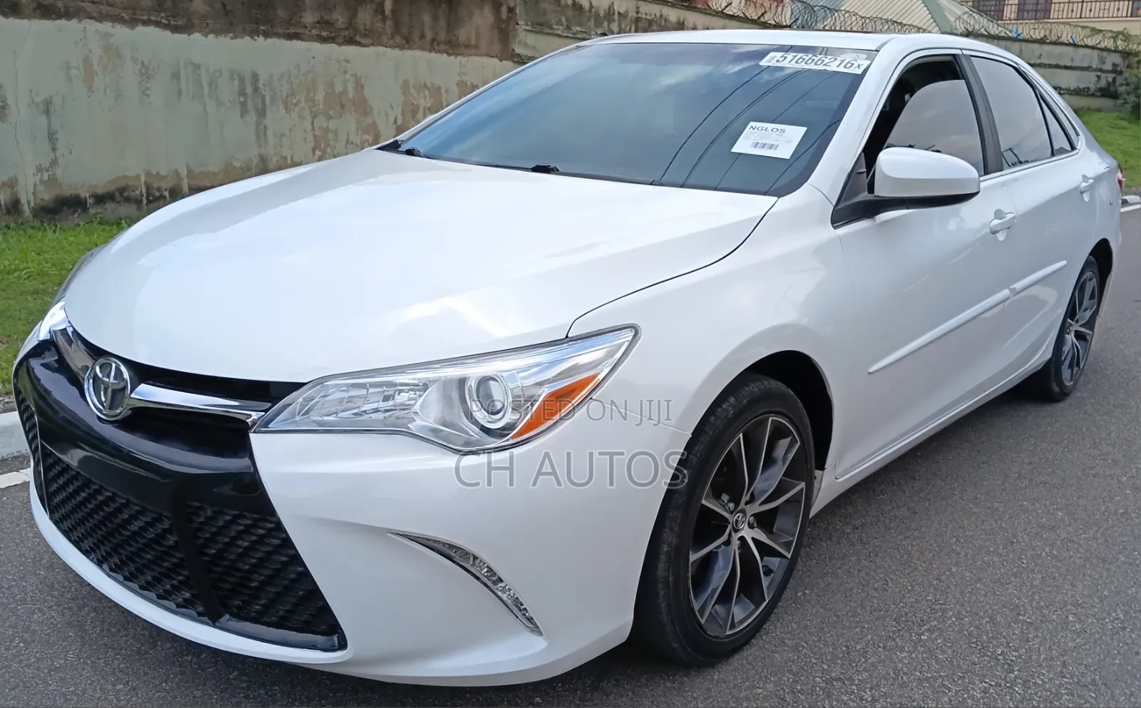 Toyota Camry XSE 4dr Sedan (2.5l 4cyl 6A) 2016 White