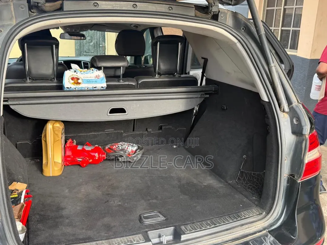 Mercedes-Benz M Class 2012 Black