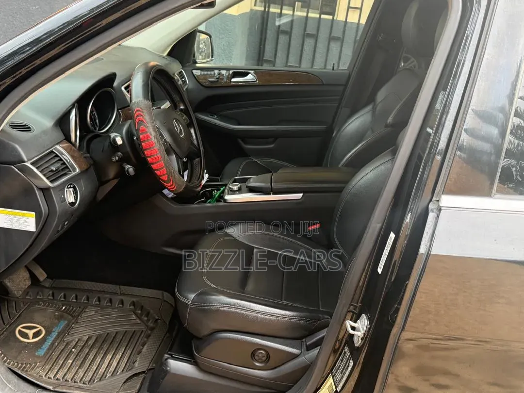 Mercedes-Benz M Class 2012 Black