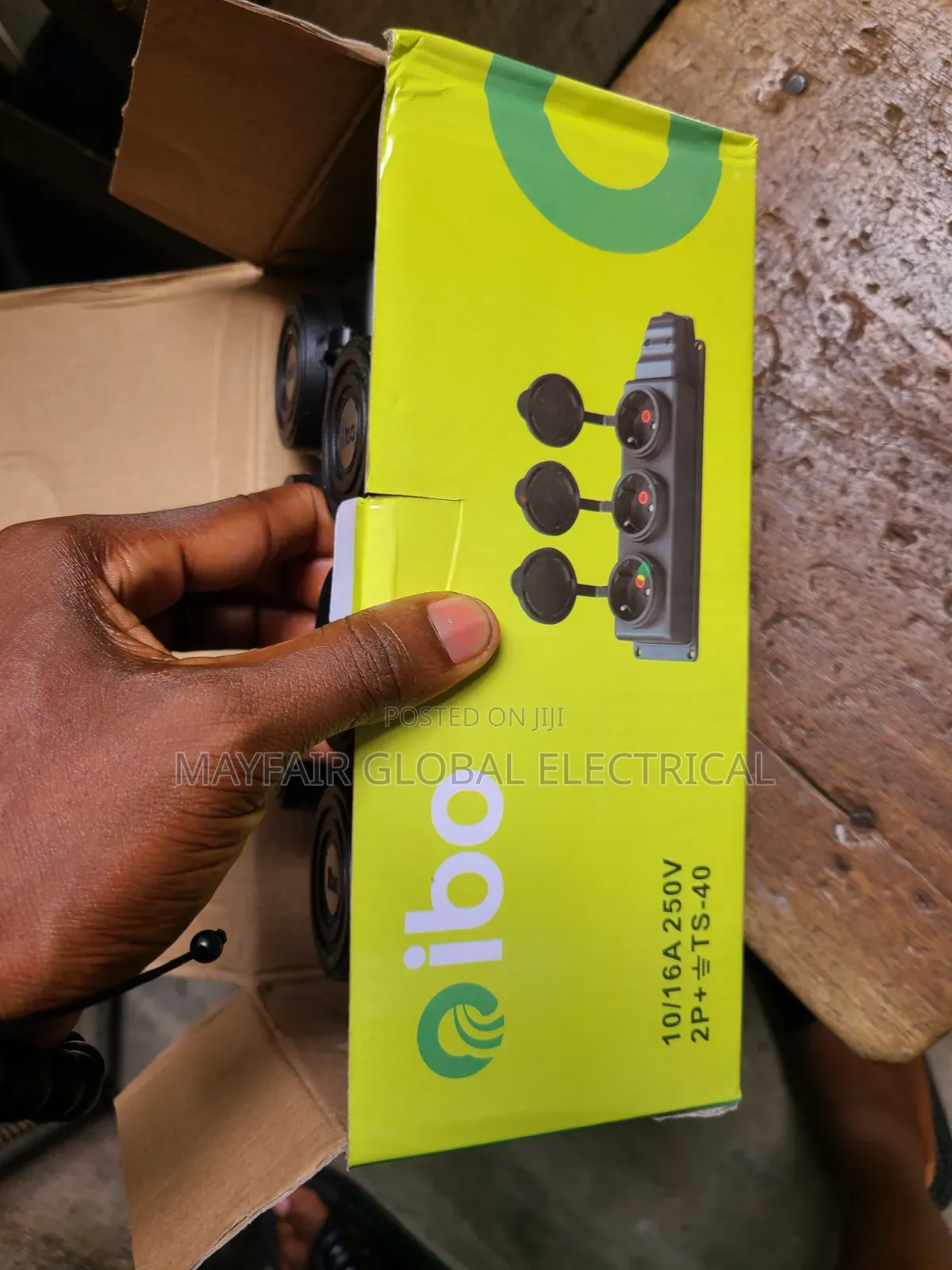 Quality 3way 16amps 2pin Rubber Multi-Gang Extension Sockets