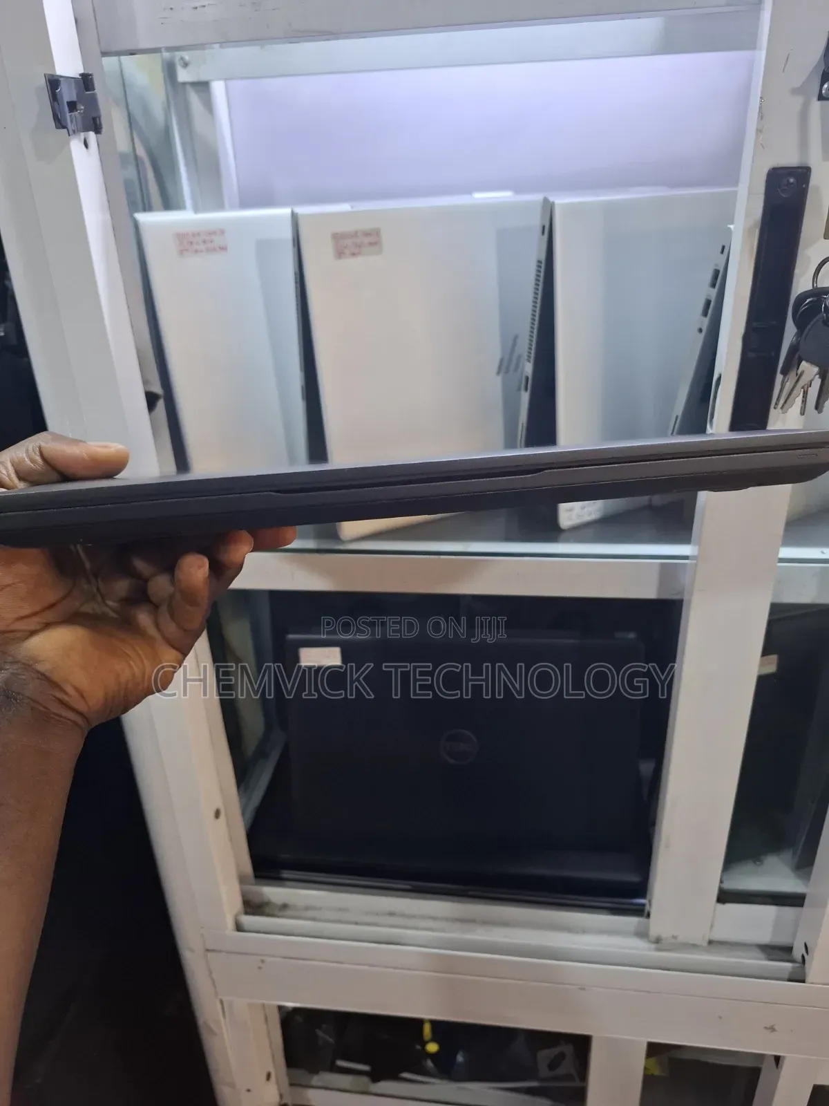 Laptop Dell Latitude 5400 8GB Intel Core i7 SSD 256GB