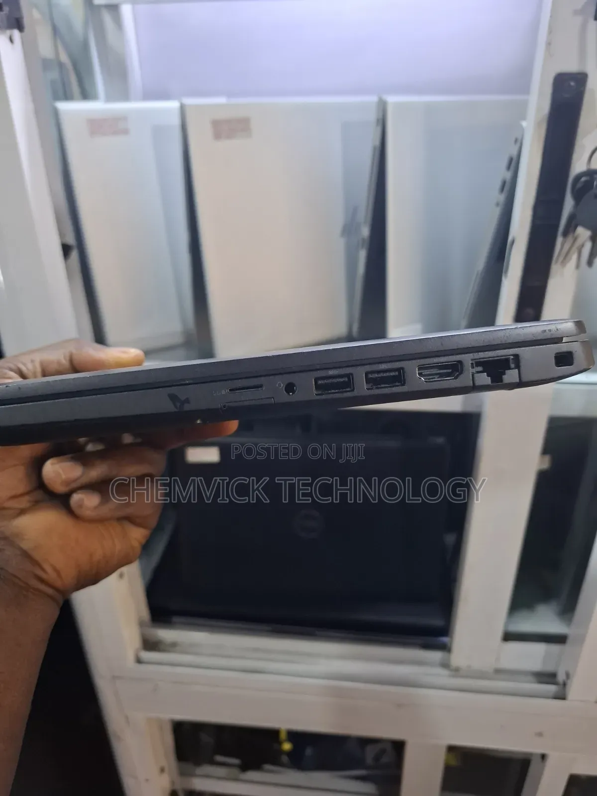 Laptop Dell Latitude 5400 8GB Intel Core i7 SSD 256GB