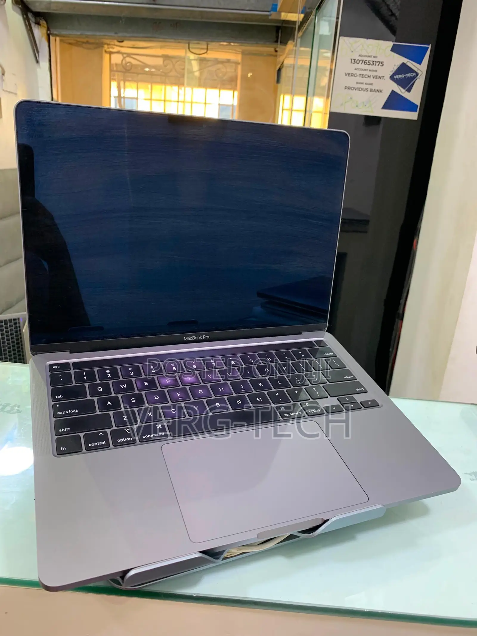 Laptop Apple MacBook Pro 2020 16GB Intel Core i7 SSD 512GB