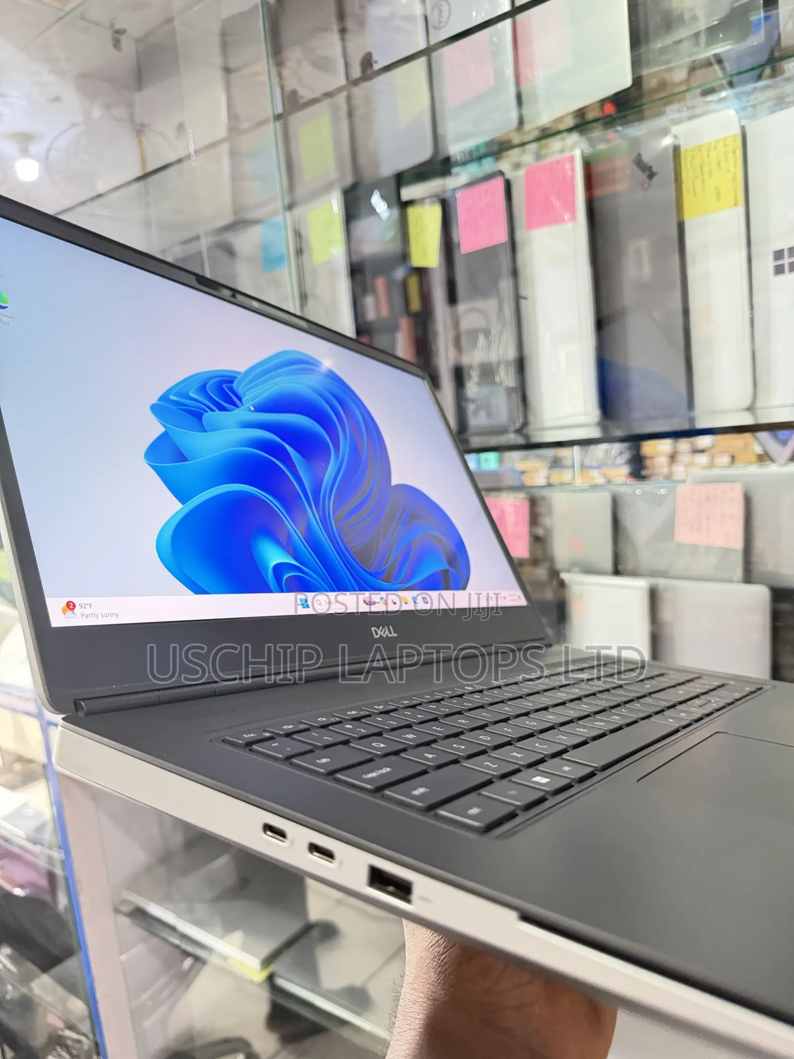 Laptop Dell Precision 7760 32GB Intel Core i9 SSD 512GB