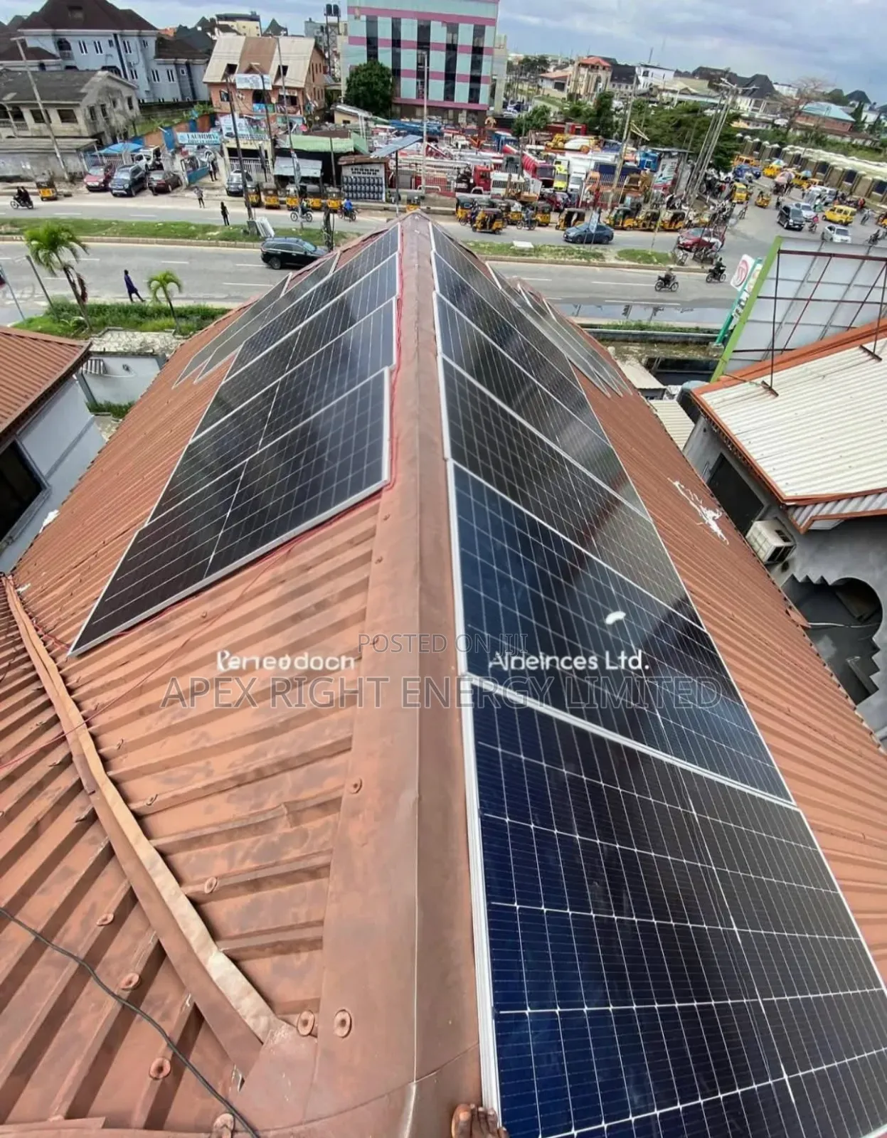 12.4kva Luxsun Hybrid Inverter+30kwh Luxsun Battery+650w Panel X12
