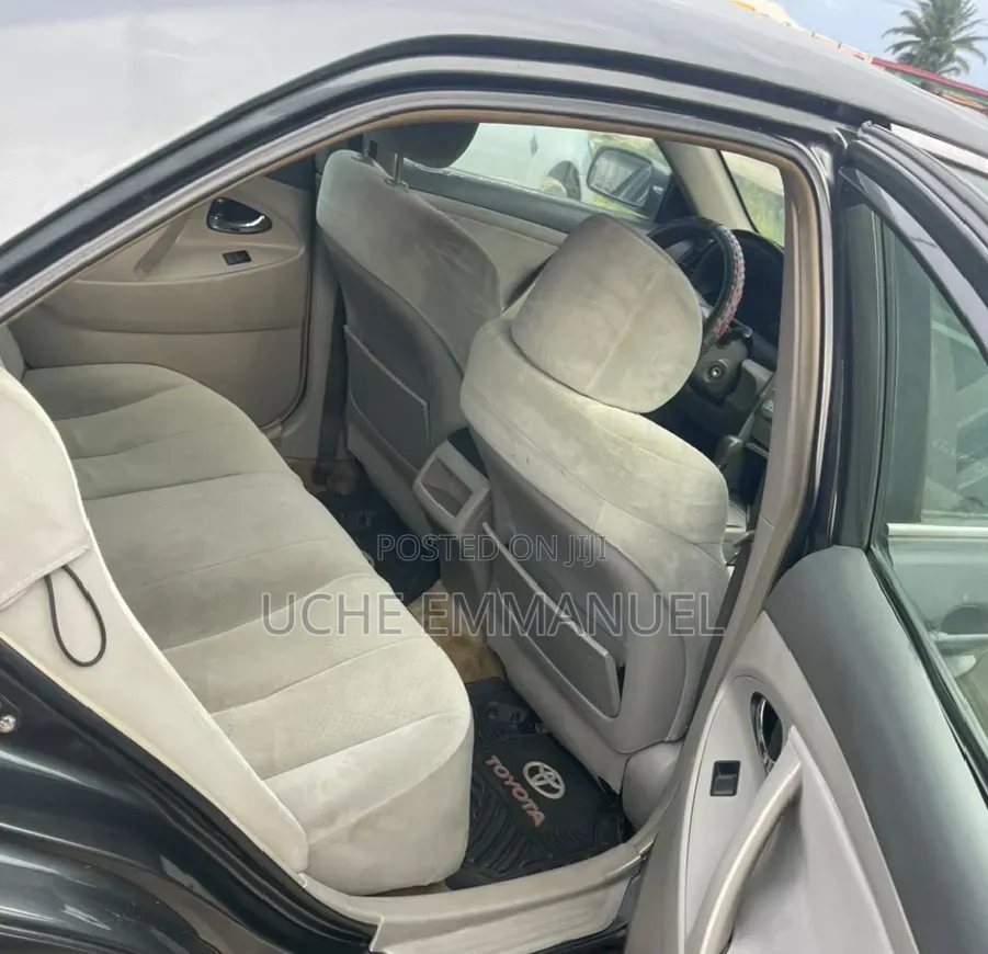 Toyota Camry 2008 Gray