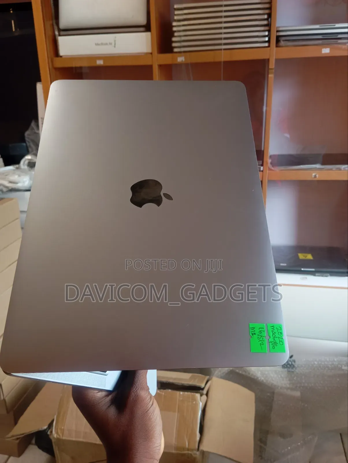 Laptop Apple MacBook Pro 2020 16GB Apple M1 Pro SSD 512GB