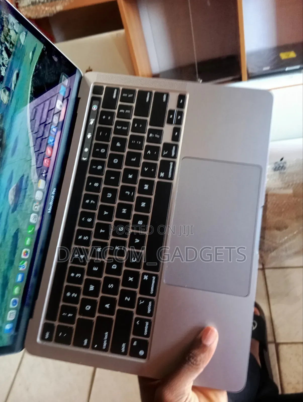 Laptop Apple MacBook Pro 2020 16GB Apple M1 Pro SSD 512GB