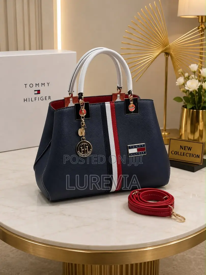 Elegant Women’s Handbag