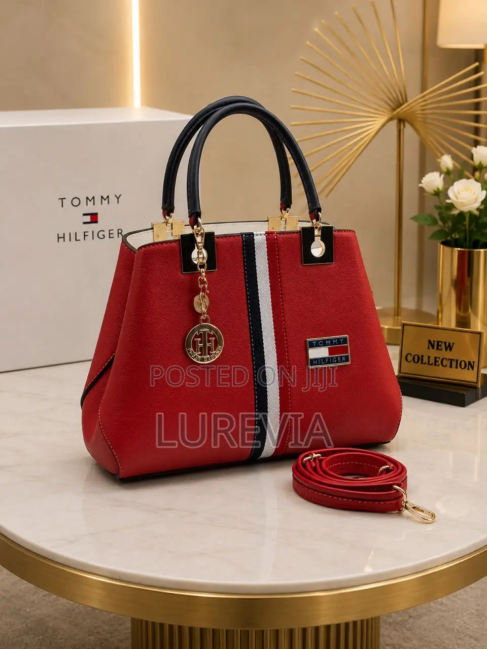 Elegant Women’s Handbag