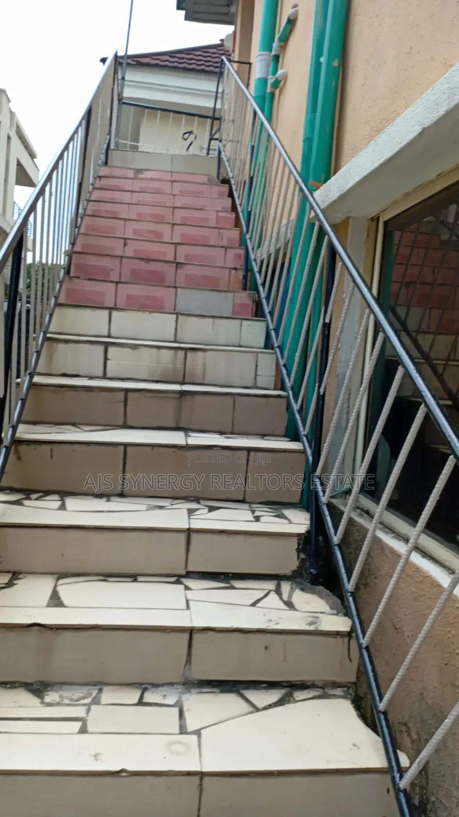 2bdrm Apartment in Lekki Phase1 for rent