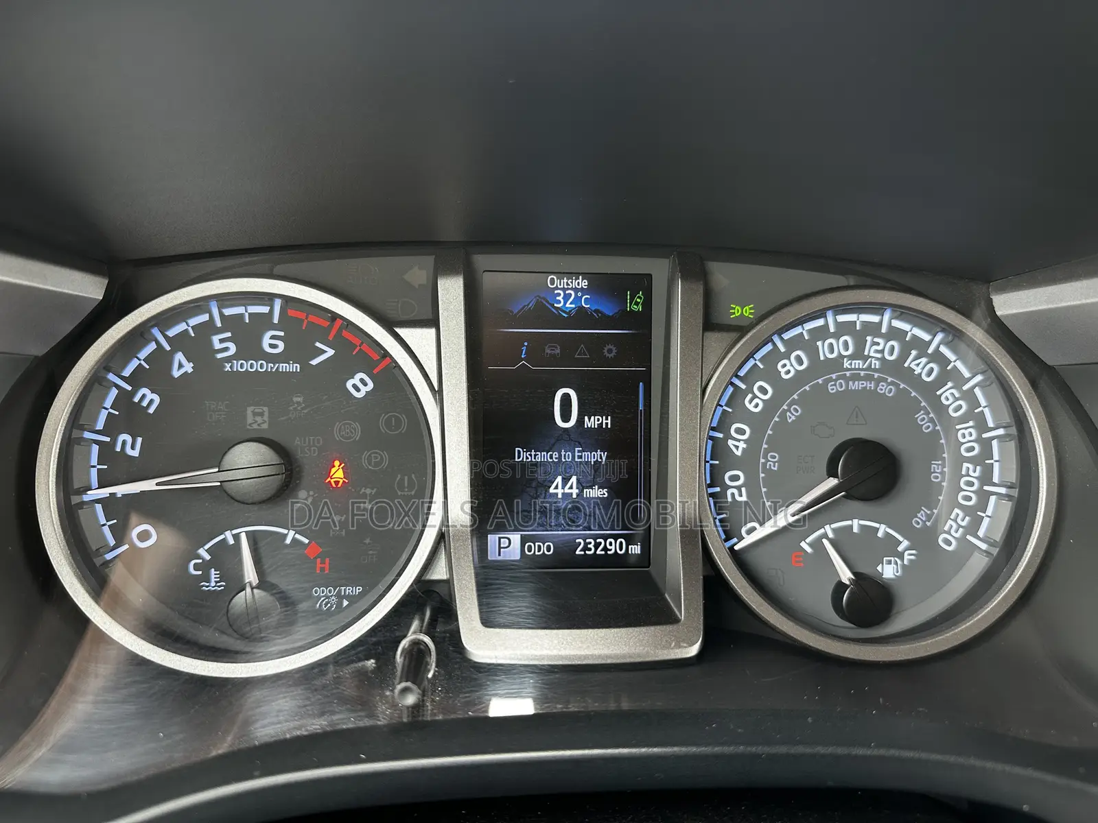 Toyota Tacoma SR5 2021 Black