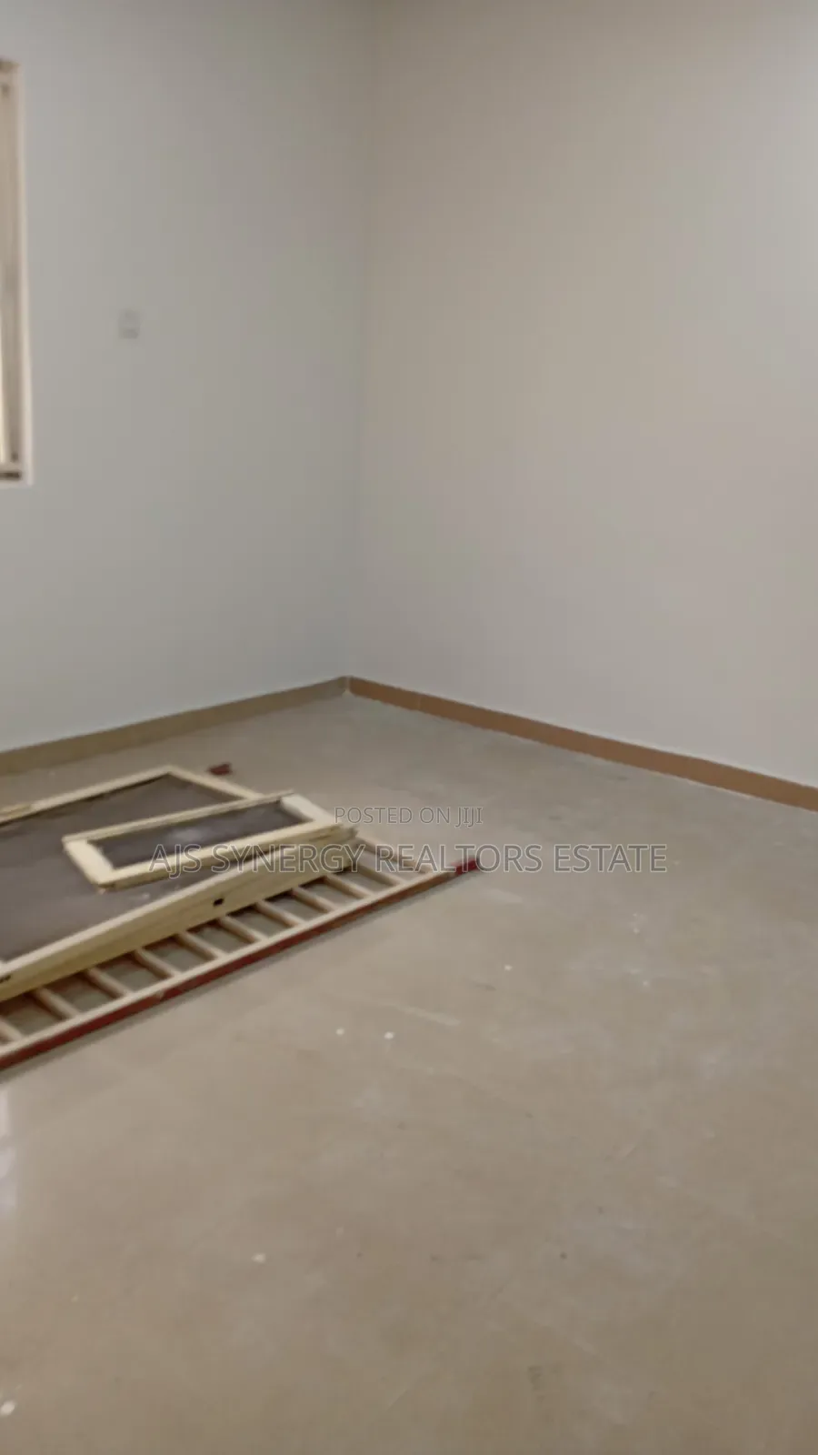 2bdrm Apartment in Lekki Phase1 for rent