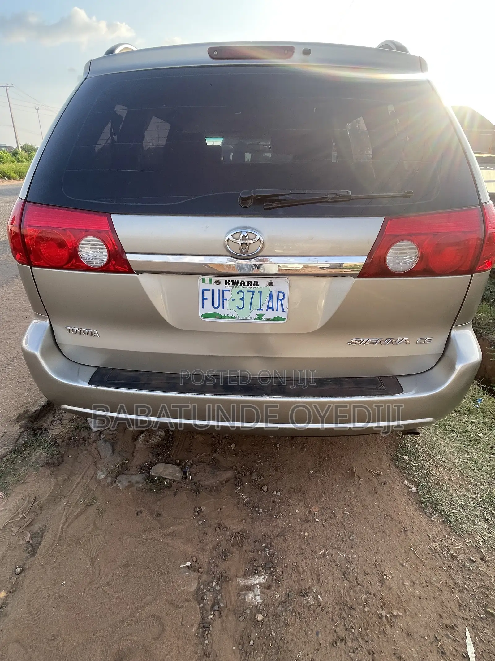 Toyota Sienna CE AWD 2007 Gold
