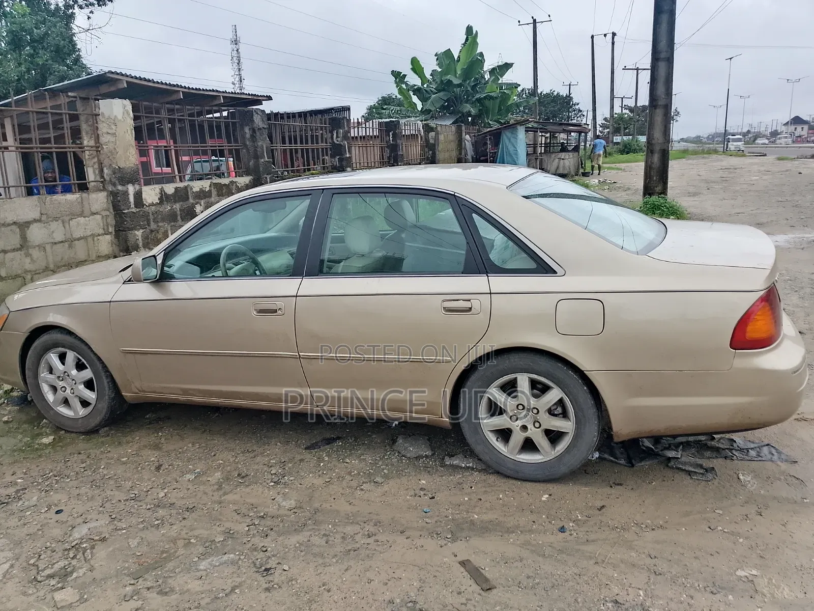 Toyota Avalon 2003 Gold