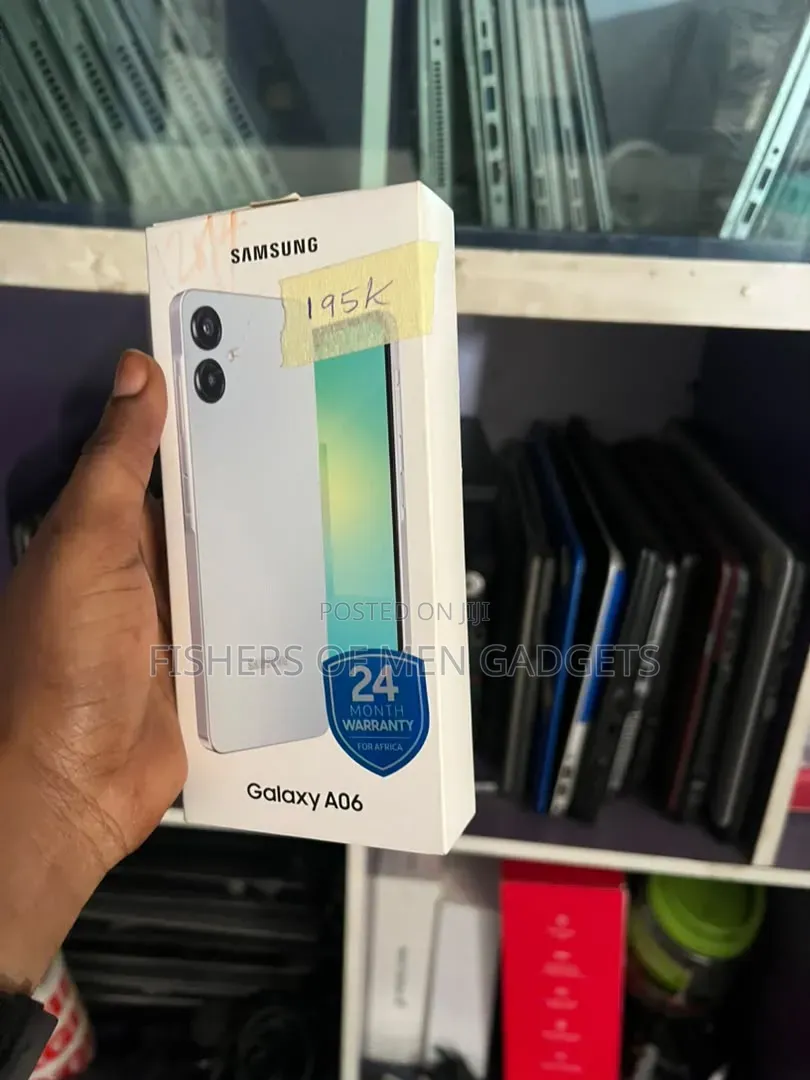 New Samsung Galaxy A06 128 GB Blue
