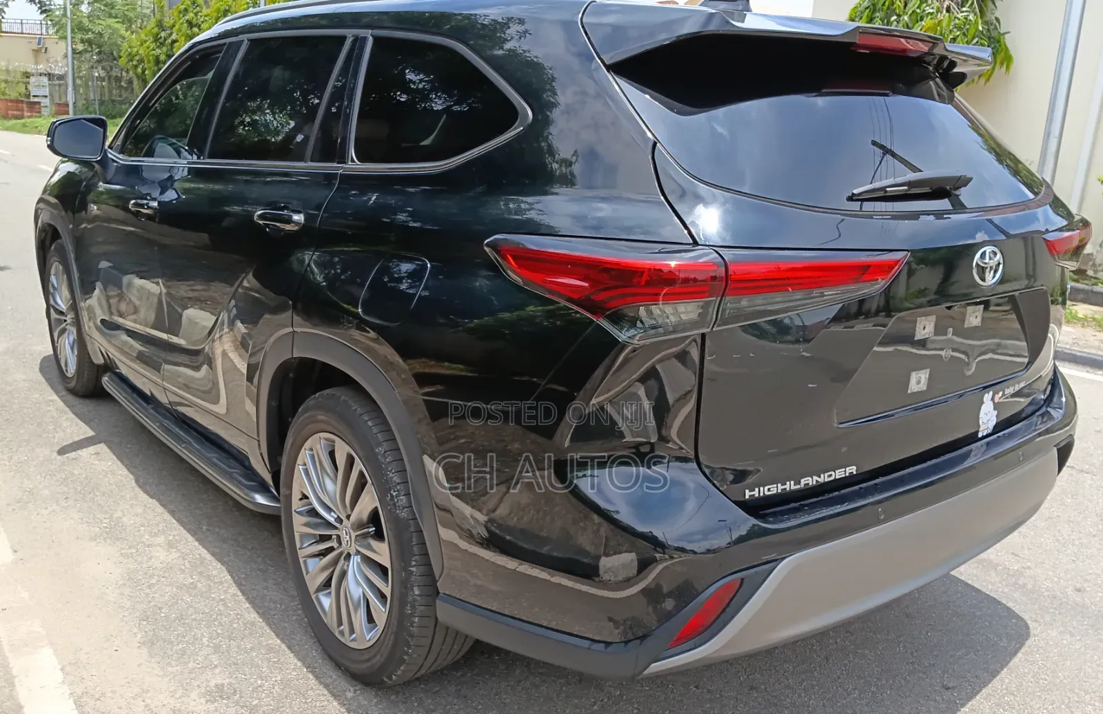 Toyota Highlander Platinum AWD 2024 Black