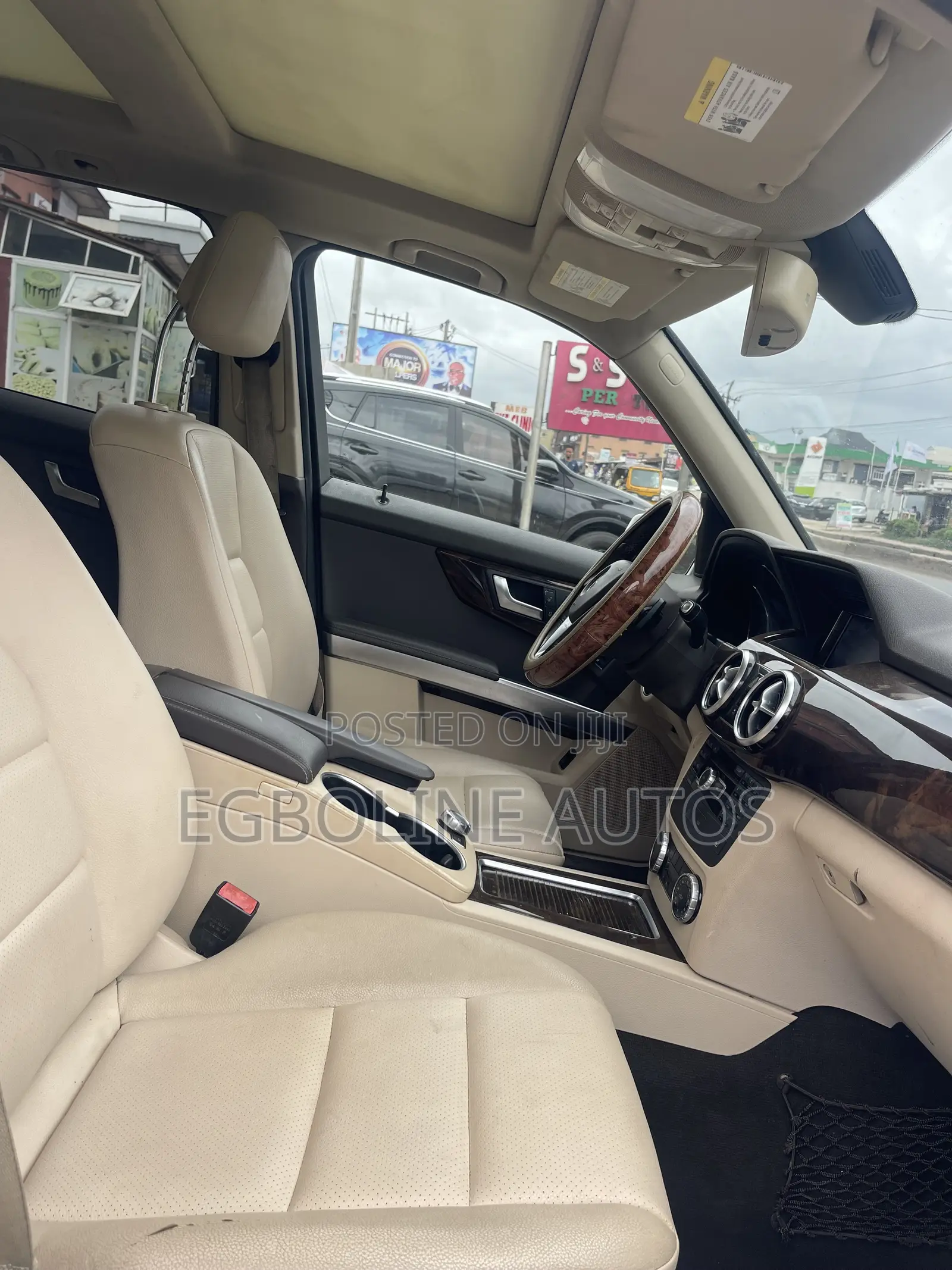 Mercedes-Benz GLK-Class Base GLK 350 4dr AWD 4MATIC (3.5L 6cyl 7A) 2015