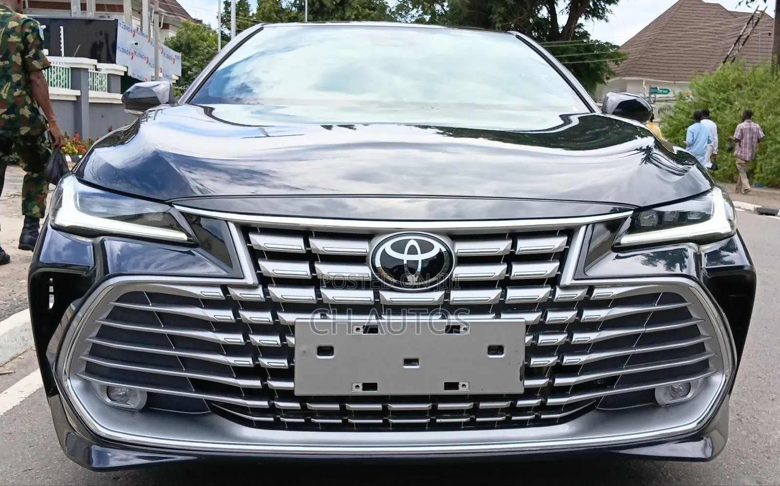 Toyota Avalon 2025 Black