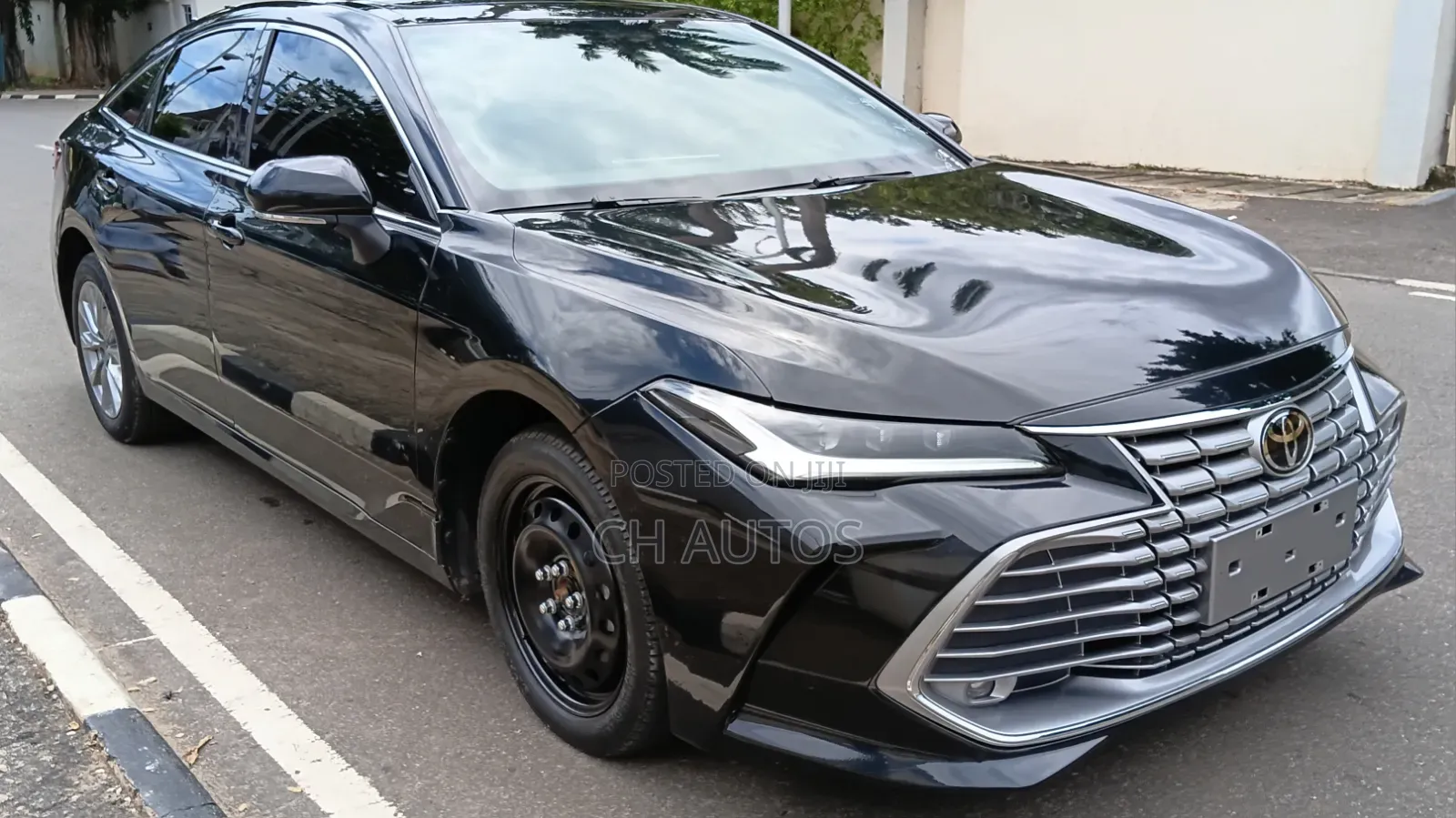 Toyota Avalon 2025 Black