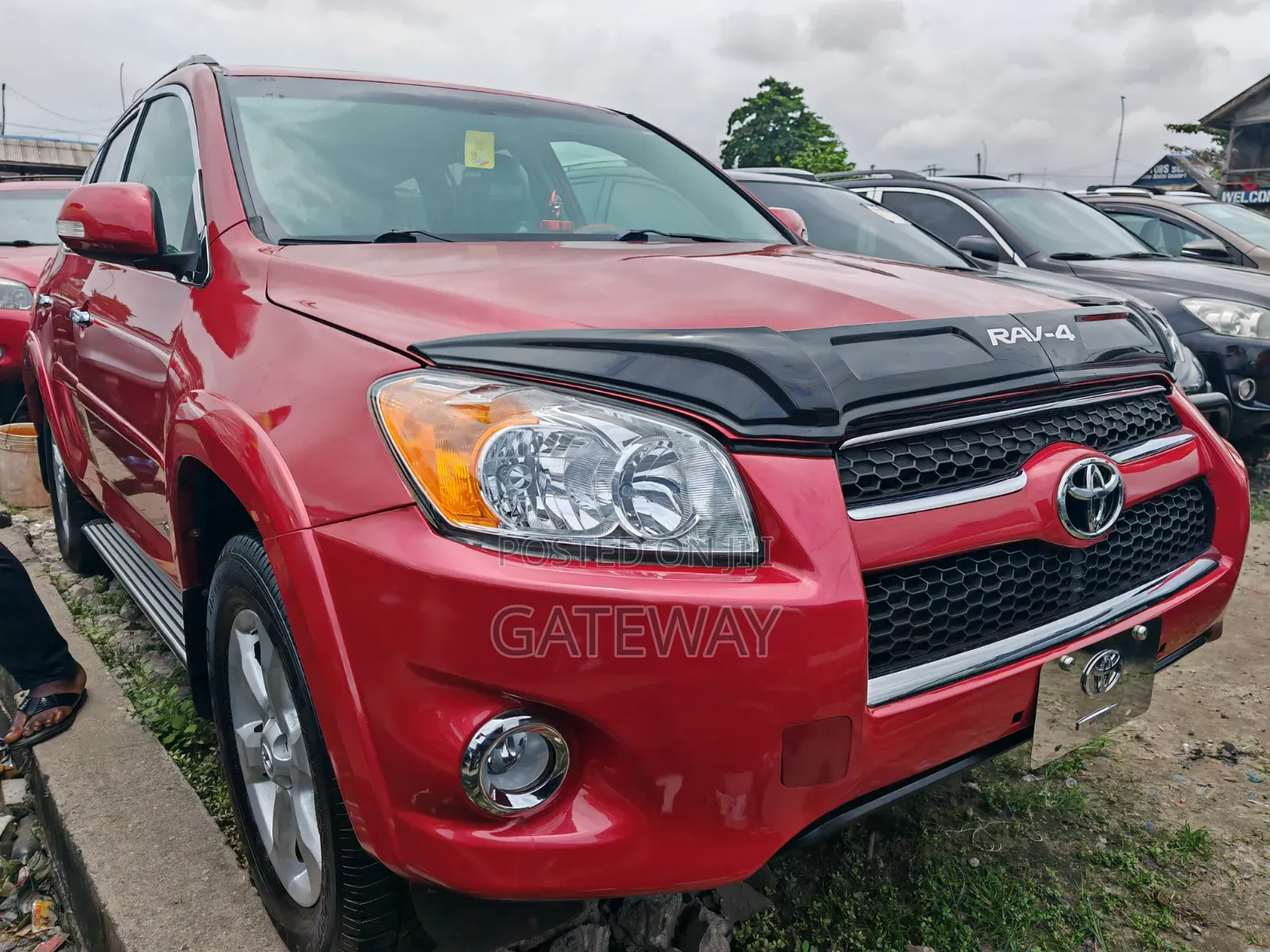 Toyota RAV4 2010 Red