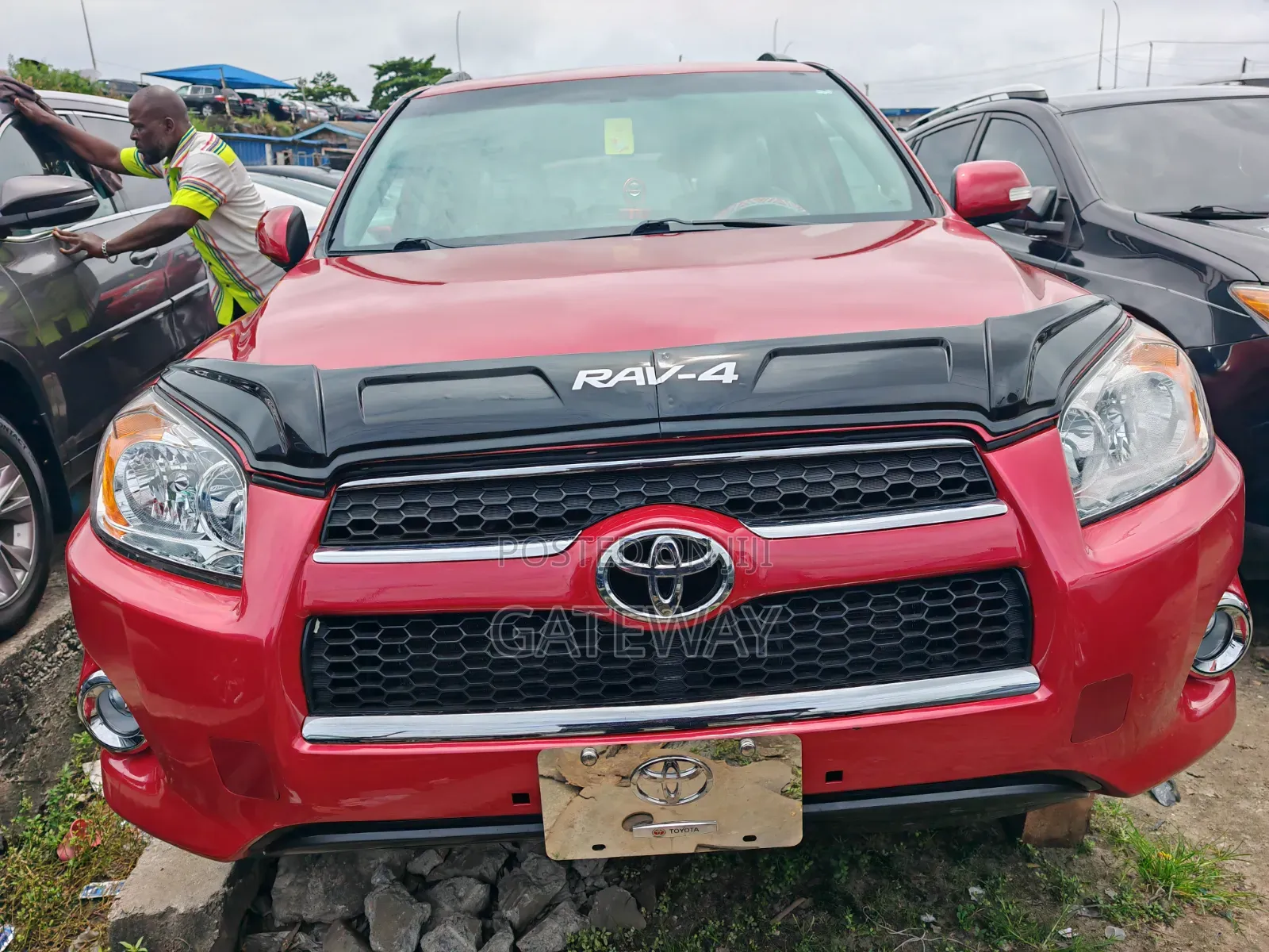 Toyota RAV4 2010 Red