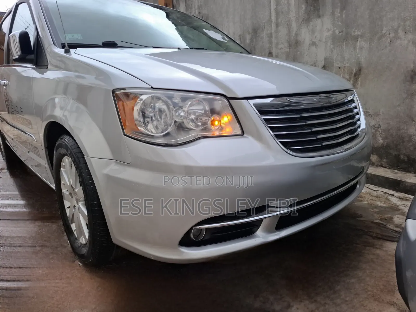 Chrysler Town&Country 3.6 2WD 2012 Silver