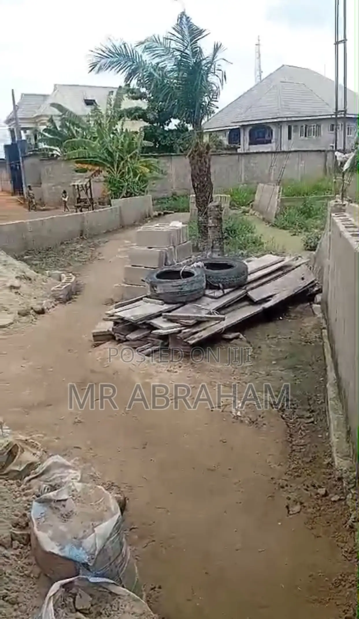 2bdrm Bungalow in Iyana School, Iba, for sale